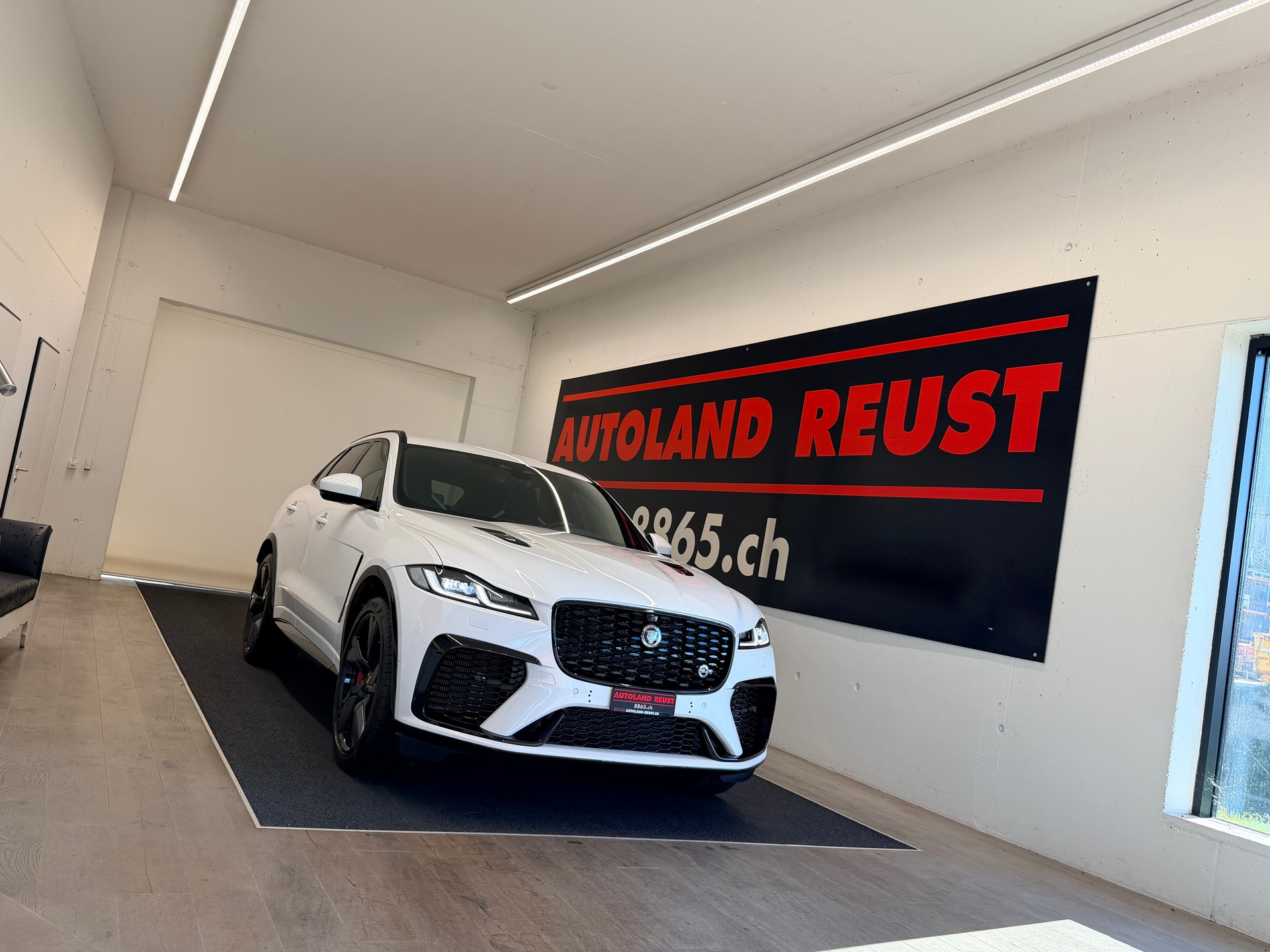 JAGUAR F-Pace 5.0 V8 SVR P550 AWD