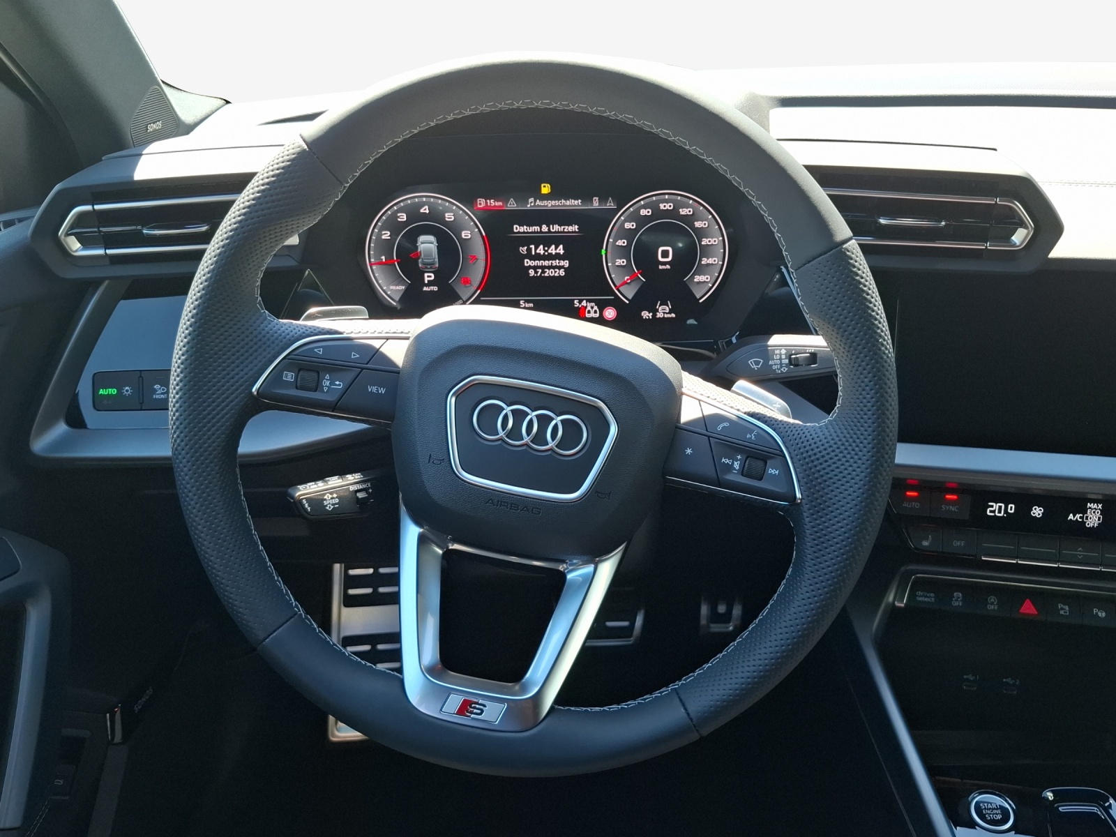 AUDI A3 Sportback TFSI 110 kW S line Attraction S tronic-image-11