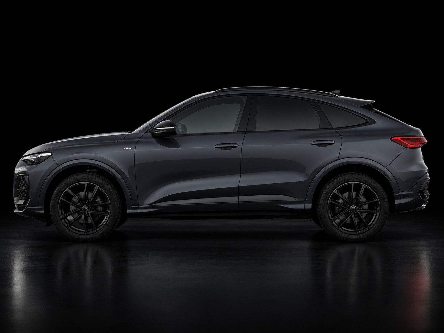 AUDI Q5 Sportback TFSI quattro 150 kW S-tronic-showroom-element-2