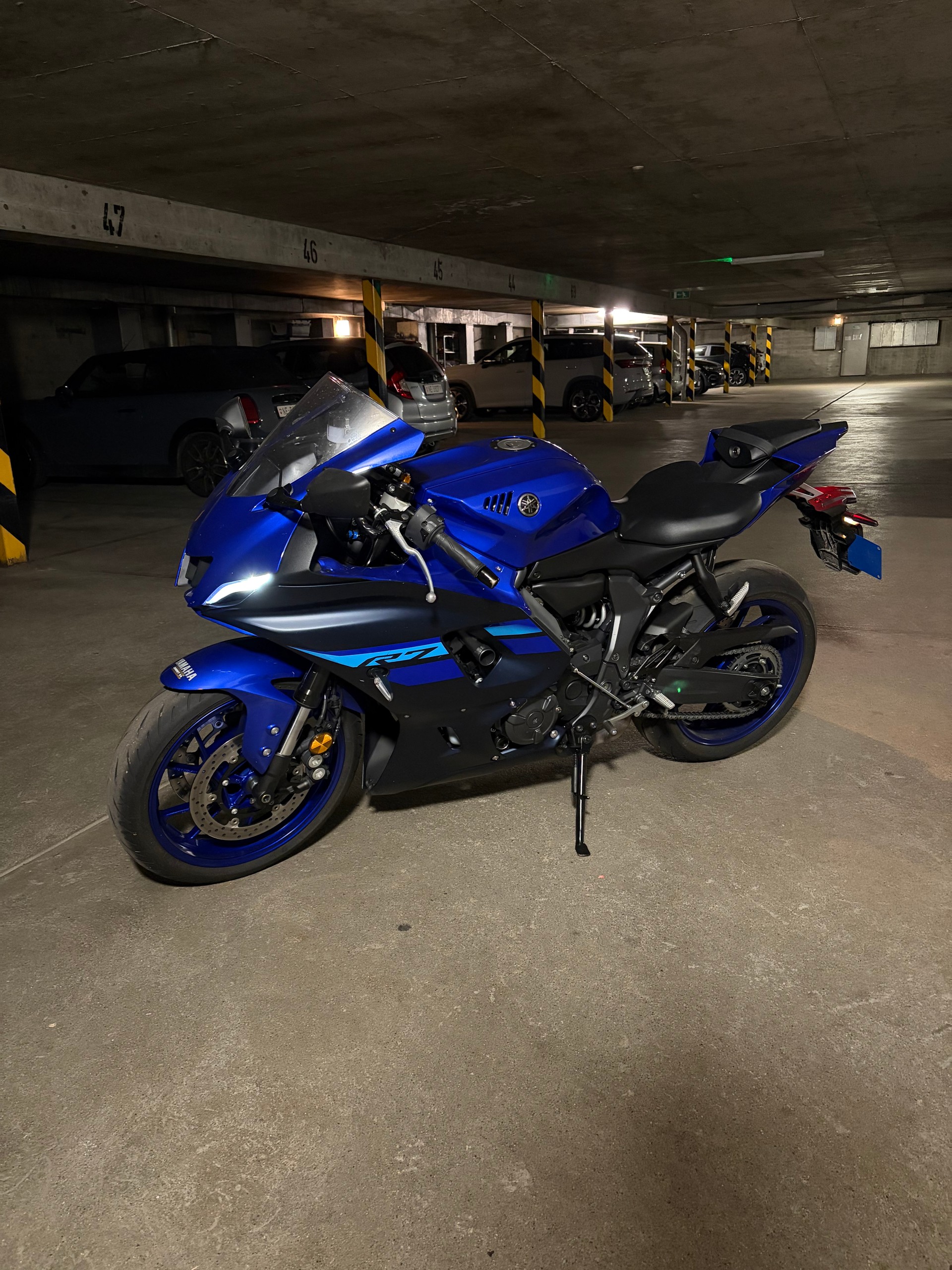 YAMAHA YZF-R7 (35kW)-image-3