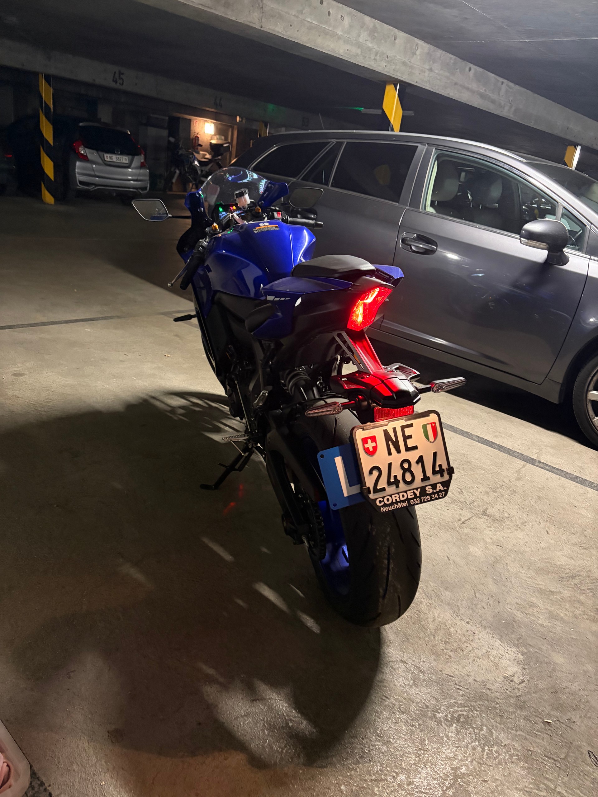 YAMAHA YZF-R7 (35kW)-image-5