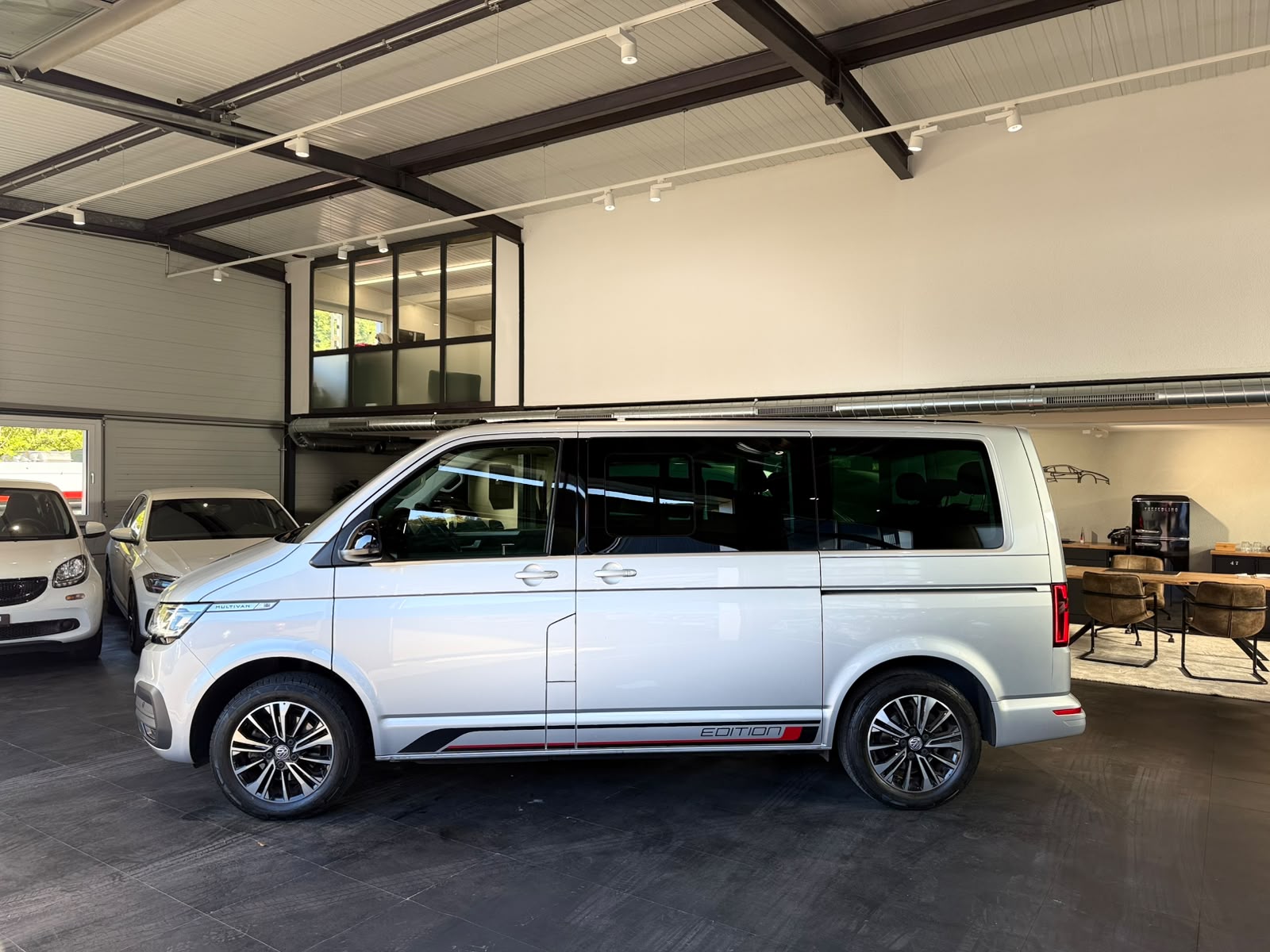 VW T6.1 Multivan 2.0 TDI Comfortline Edition DSG-showroom-element-1