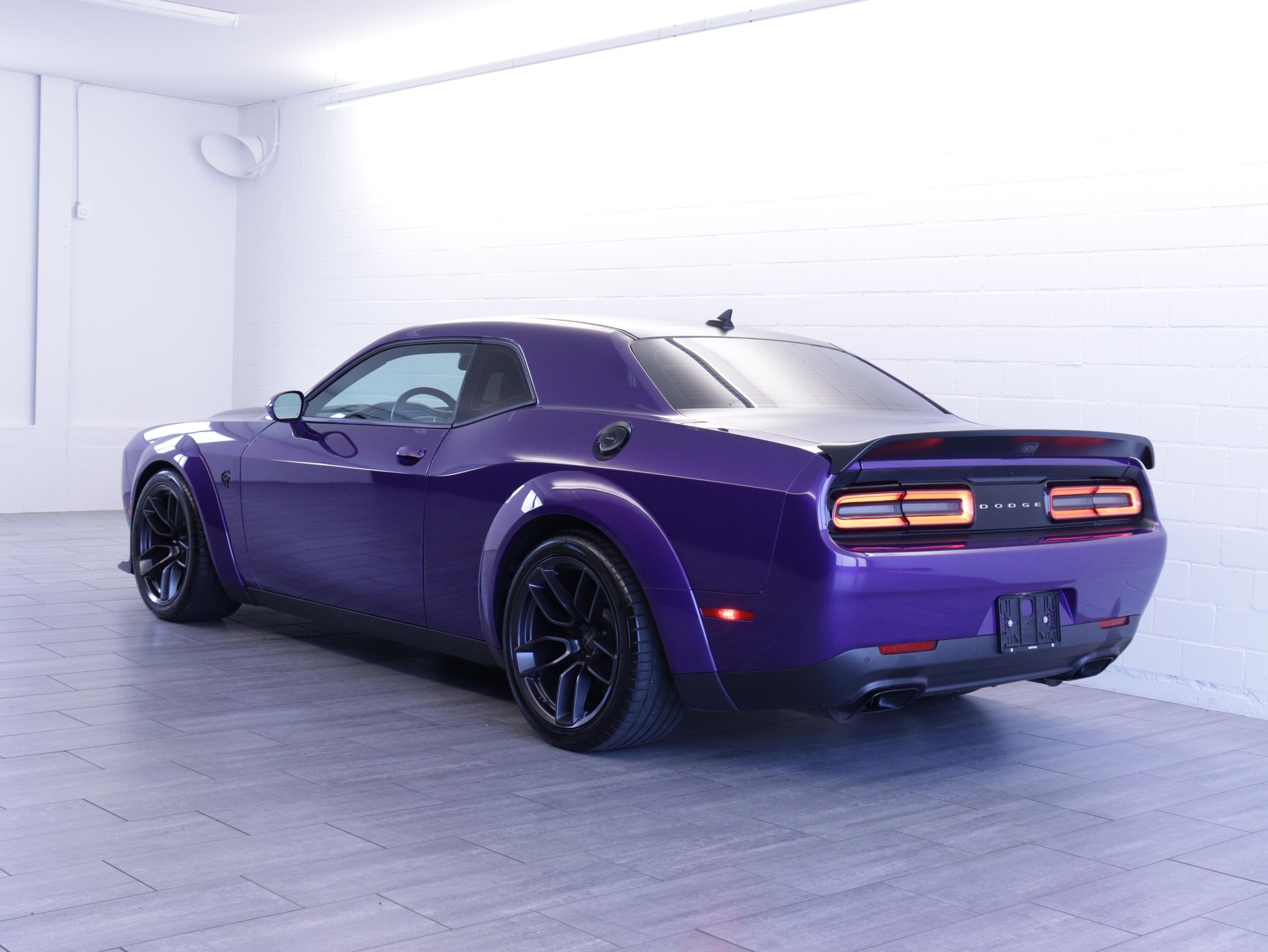 DODGE Challenger 6.2 V8 SC HEMI SRT Hellcat Redeye WB-image-4