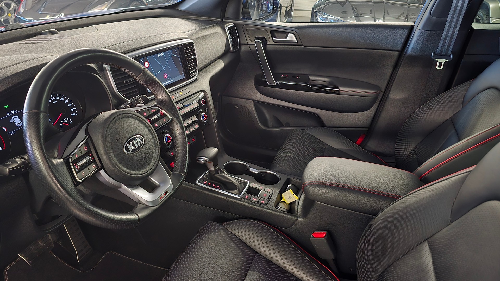 KIA Sportage 1.6CRDi Mild Hybrid GT-Line 4WD DCT-image-13