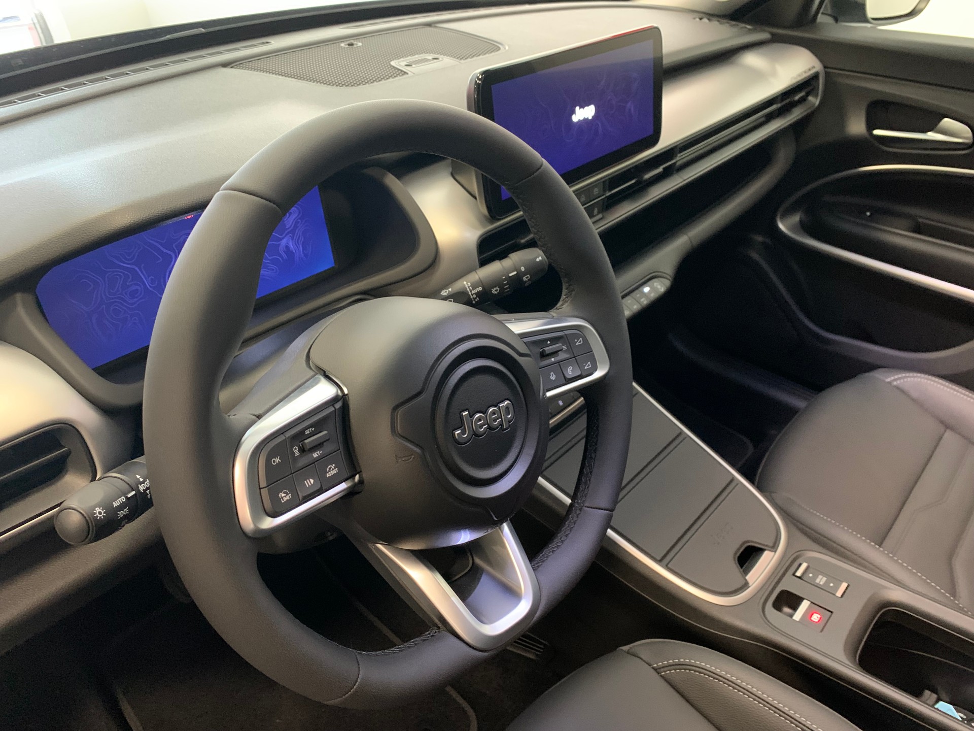 JEEP Avenger 54kWh Summit Sky-image-14