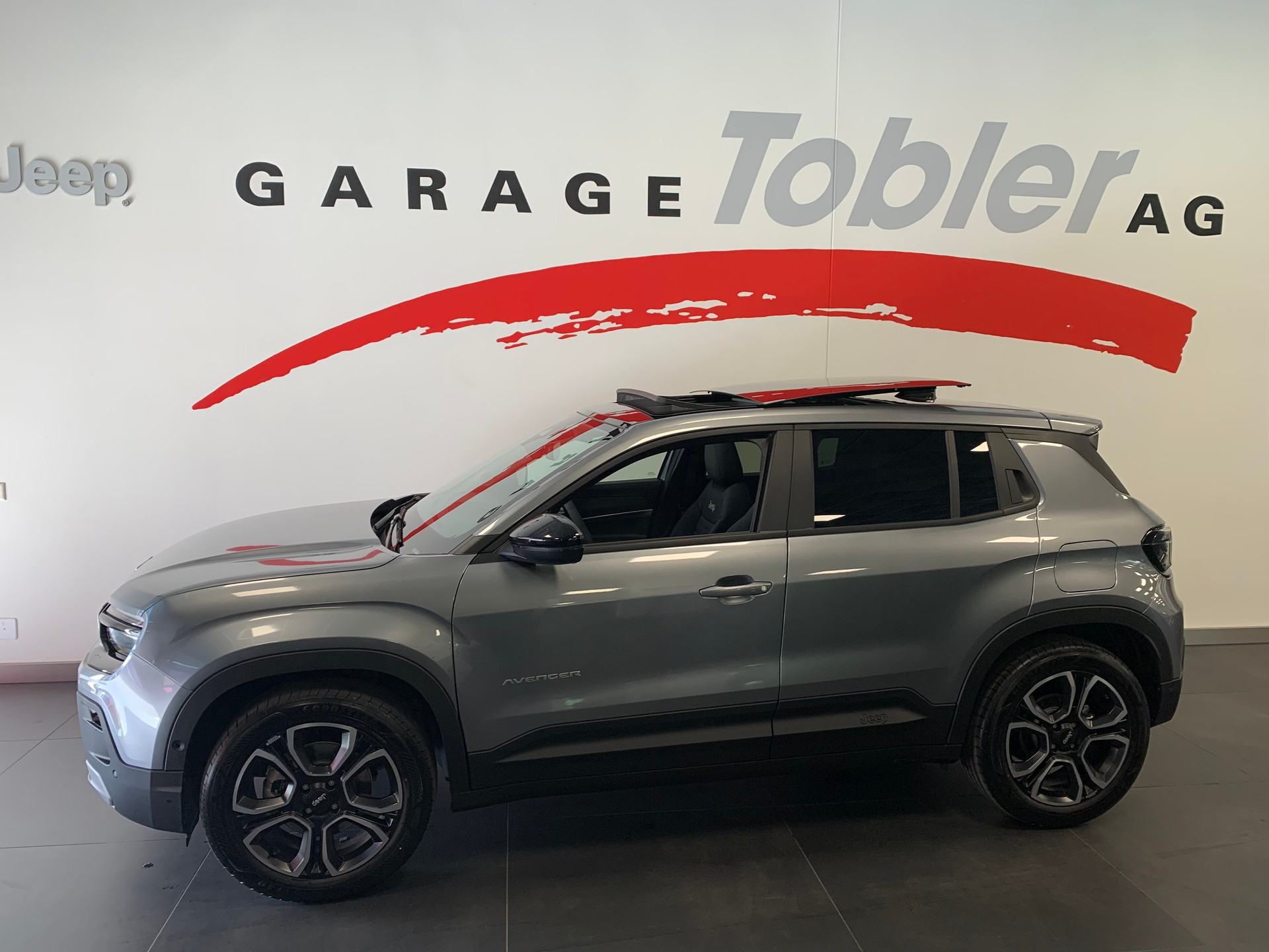 JEEP Avenger 54kWh Summit Sky-image-4