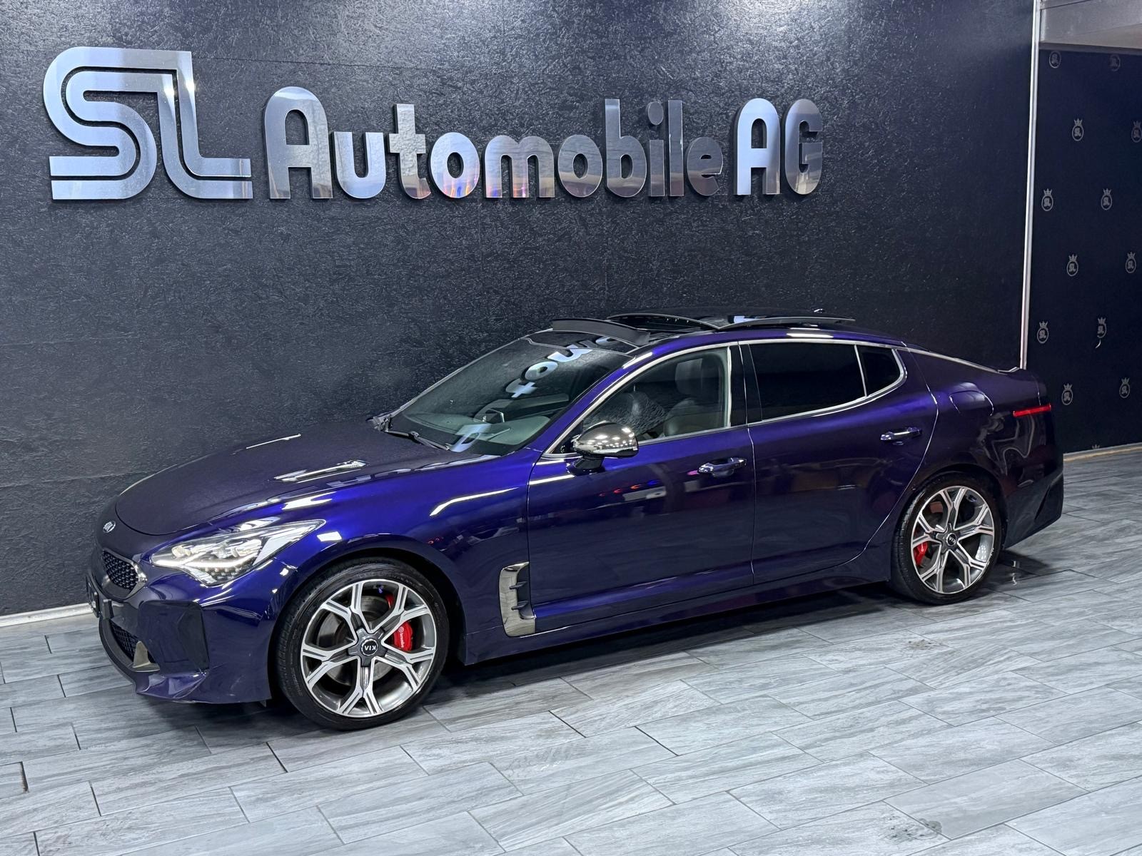 KIA Stinger 3.3 T-GDi GT Automat AWD-showroom-element-2