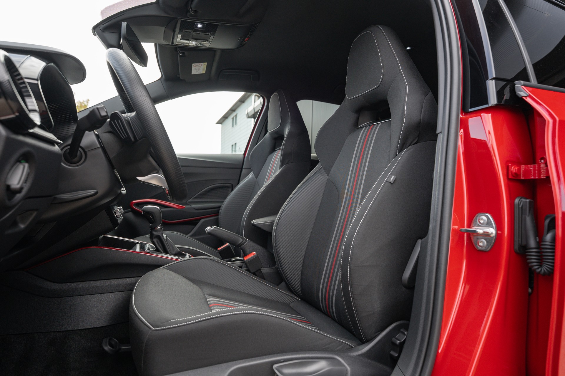 SKODA Fabia 1.0 TSI Monte Carlo DSG-image-9
