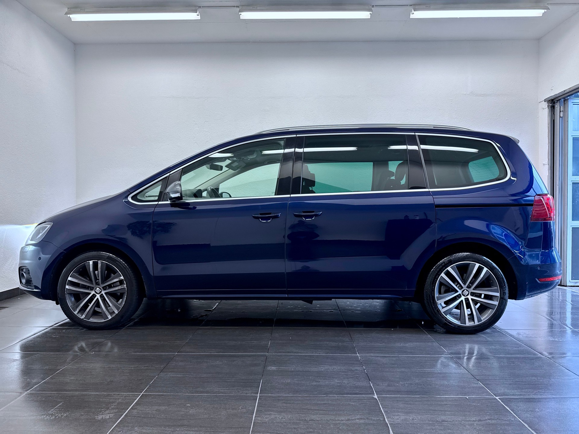 SEAT Alhambra 1.4 TSI FR Line DSG-image-7
