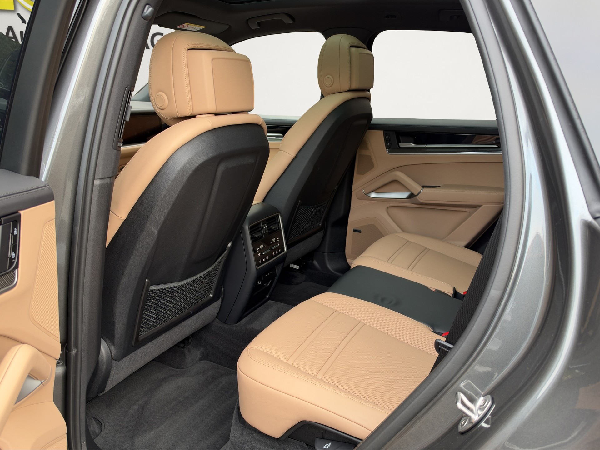 PORSCHE Cayenne S Tiptronic S (CH) 2024 Modell FACELIFT 2+2-image-13