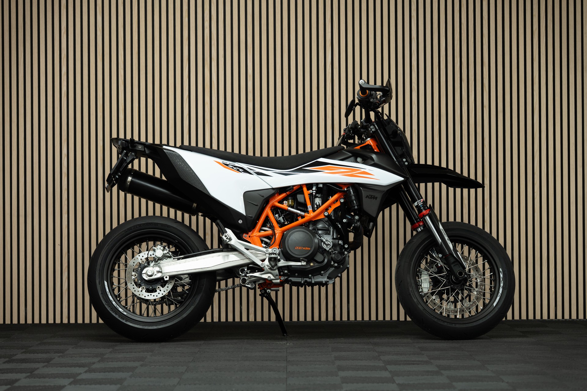 KTM 690 SMC R-image-0