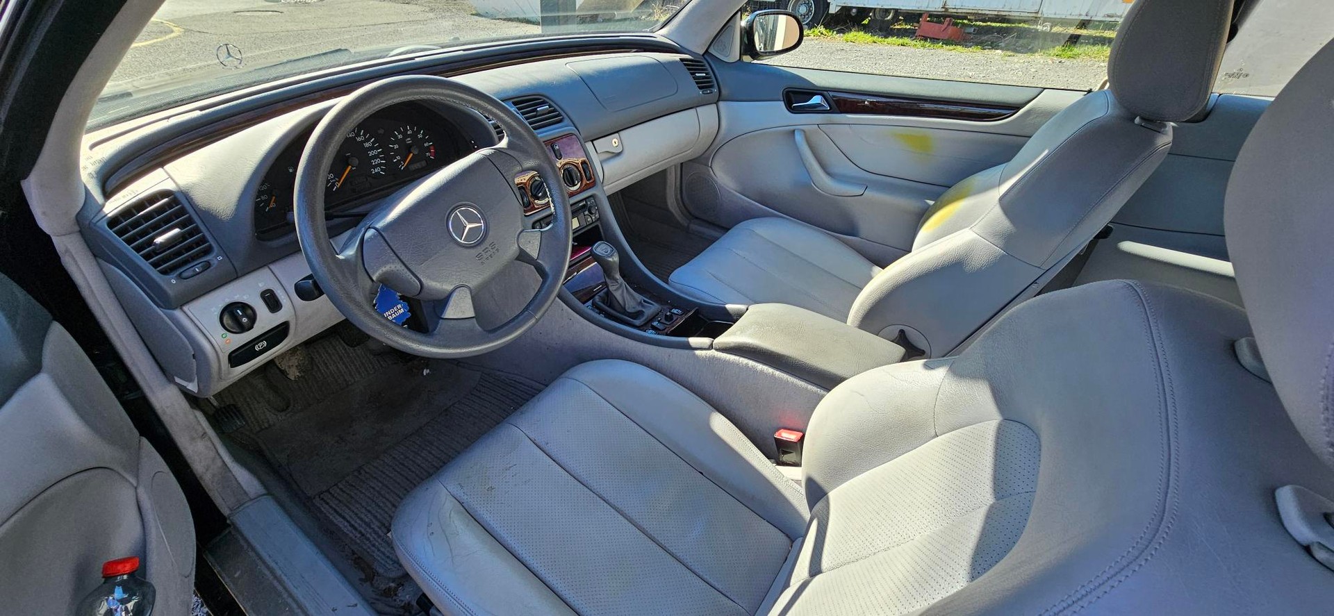 MERCEDES-BENZ CLK 200 Elégance-image-5