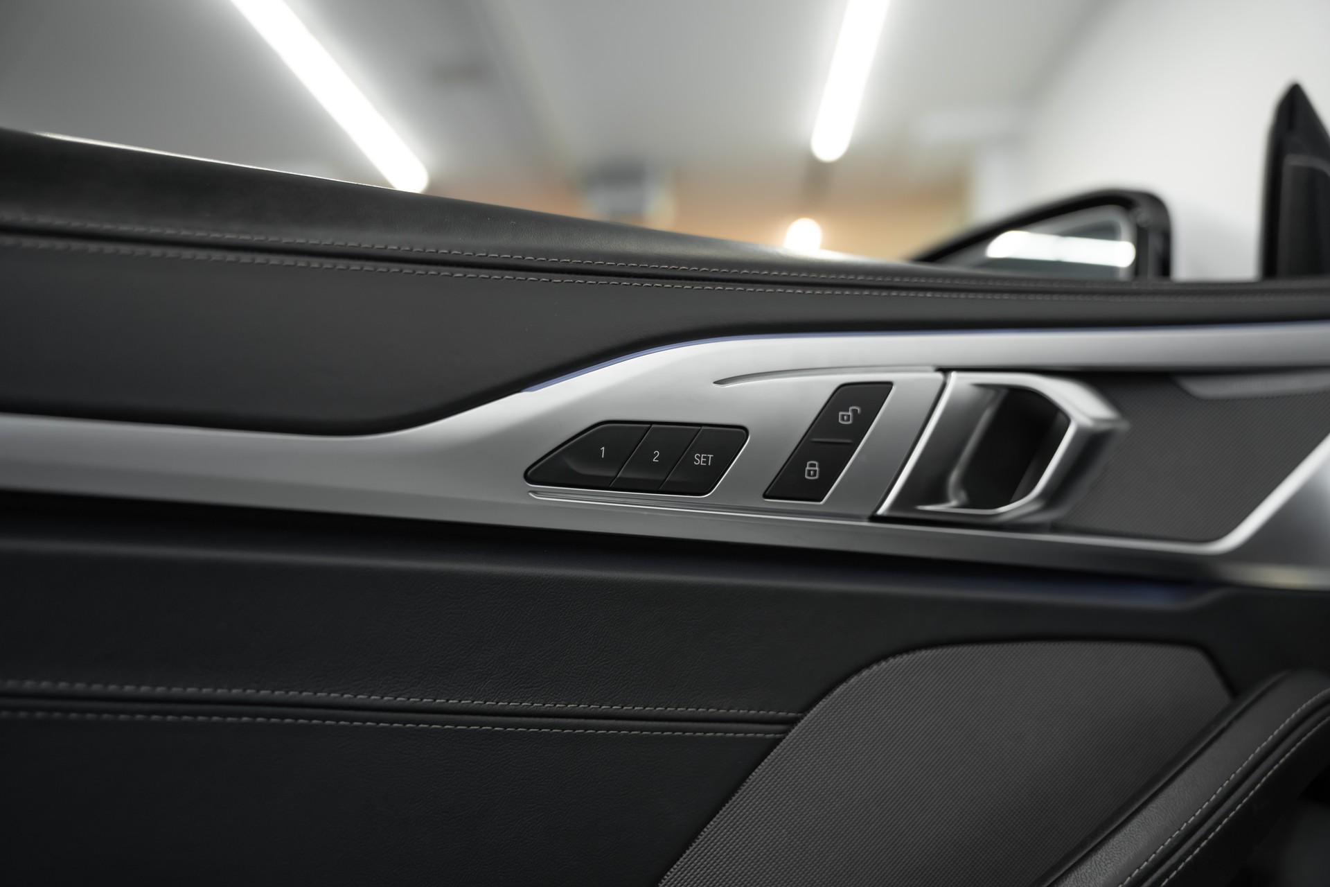 BMW 840d xDrive M Sport Steptronic-image-18