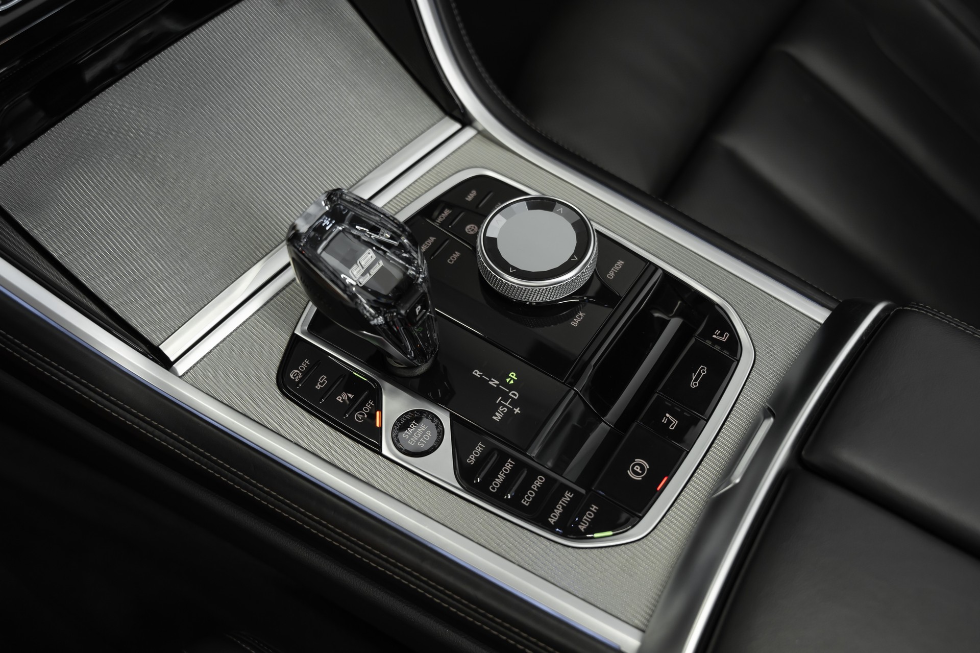 BMW 840d xDrive M Sport Steptronic-image-25