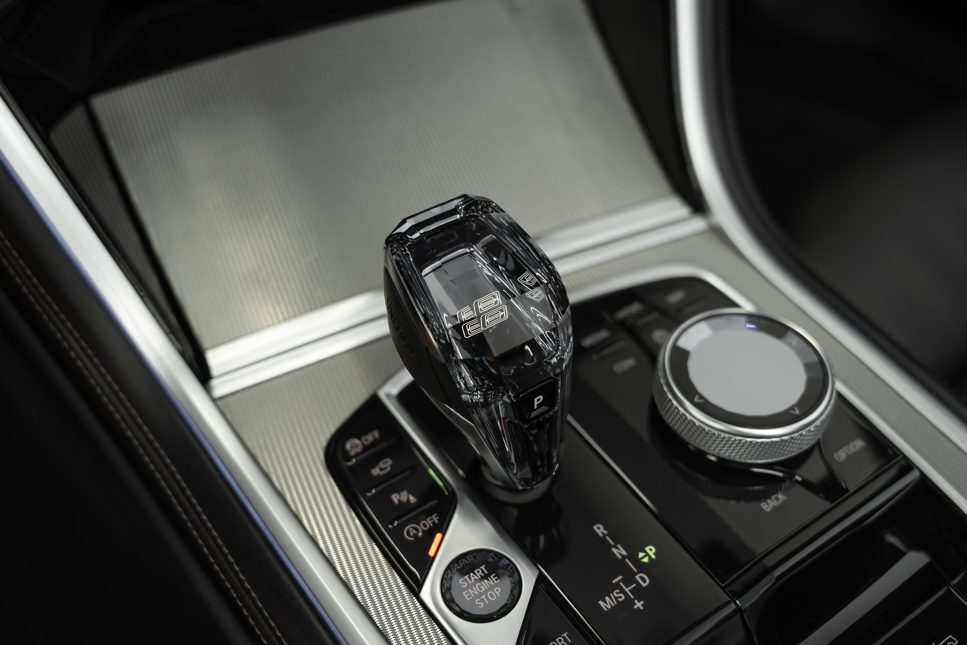 BMW 840d xDrive M Sport Steptronic-image-26