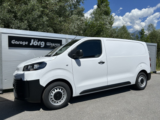 TOYOTA Proace 1.5D Panel M Activ