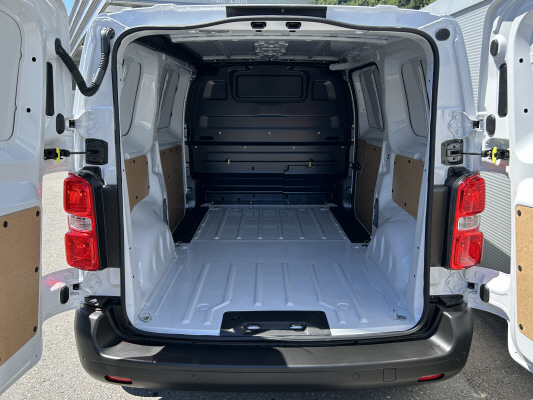 TOYOTA Proace 1.5D Panel M Activ-image-5