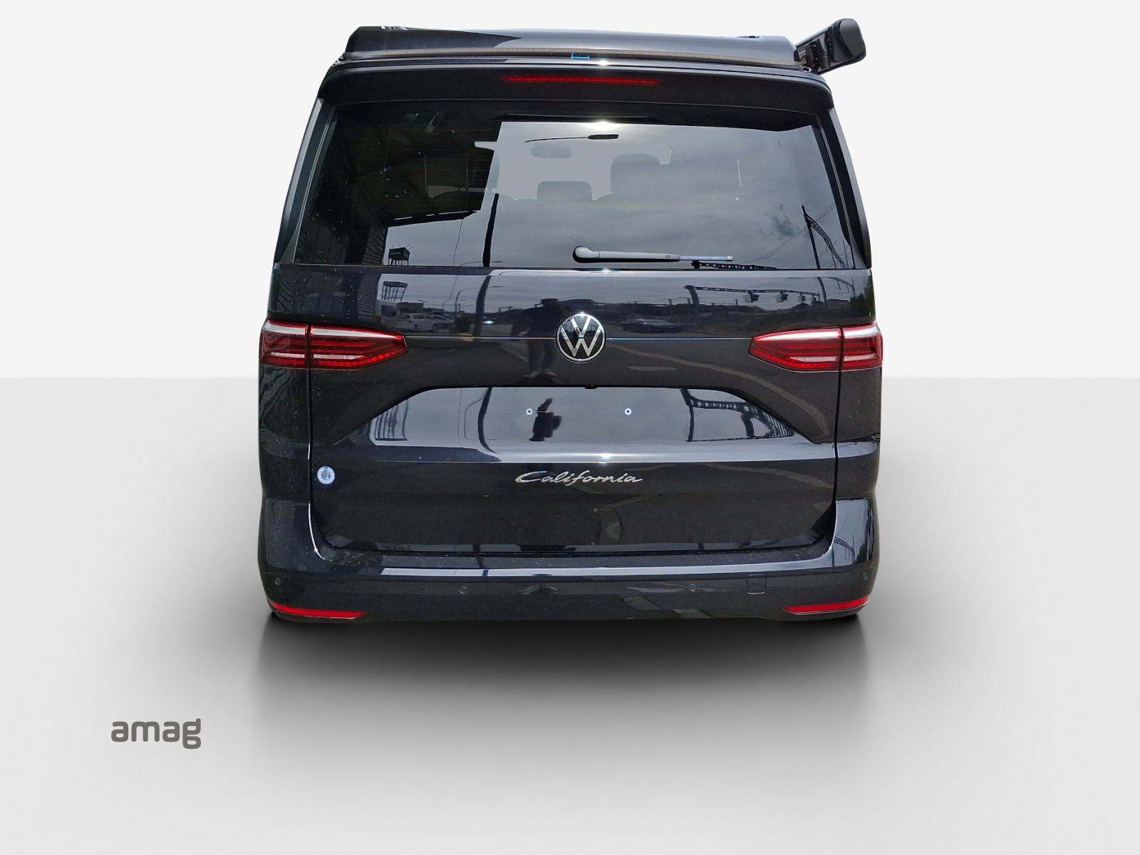 VW California 2.0 TSI Beach Tour-showroom-element-3