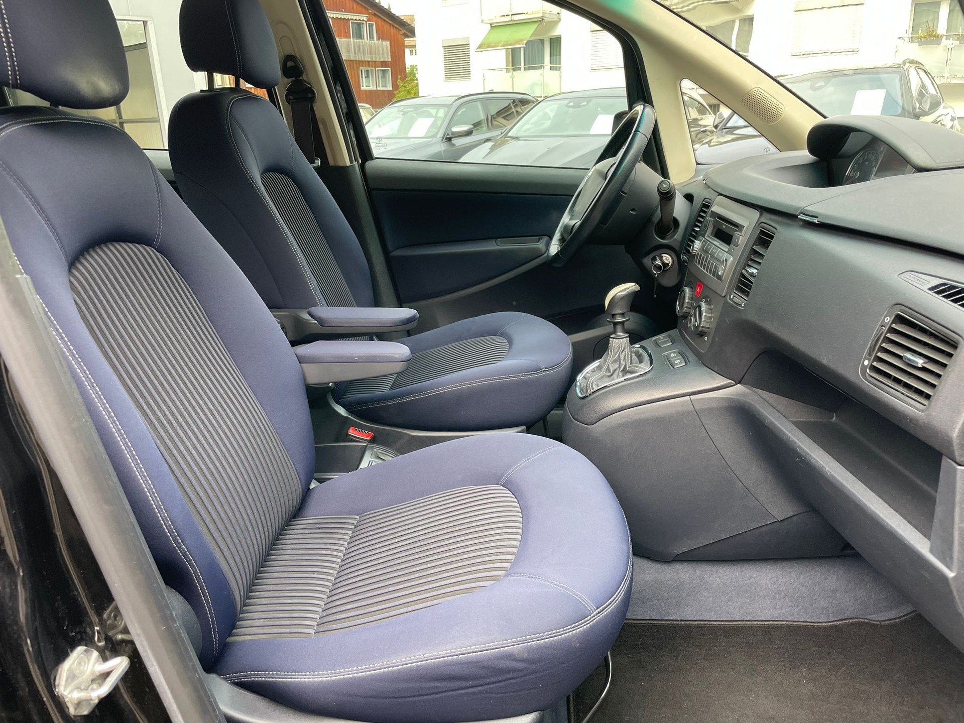 LANCIA Musa 1.4 16V Swiss Edition-image-9