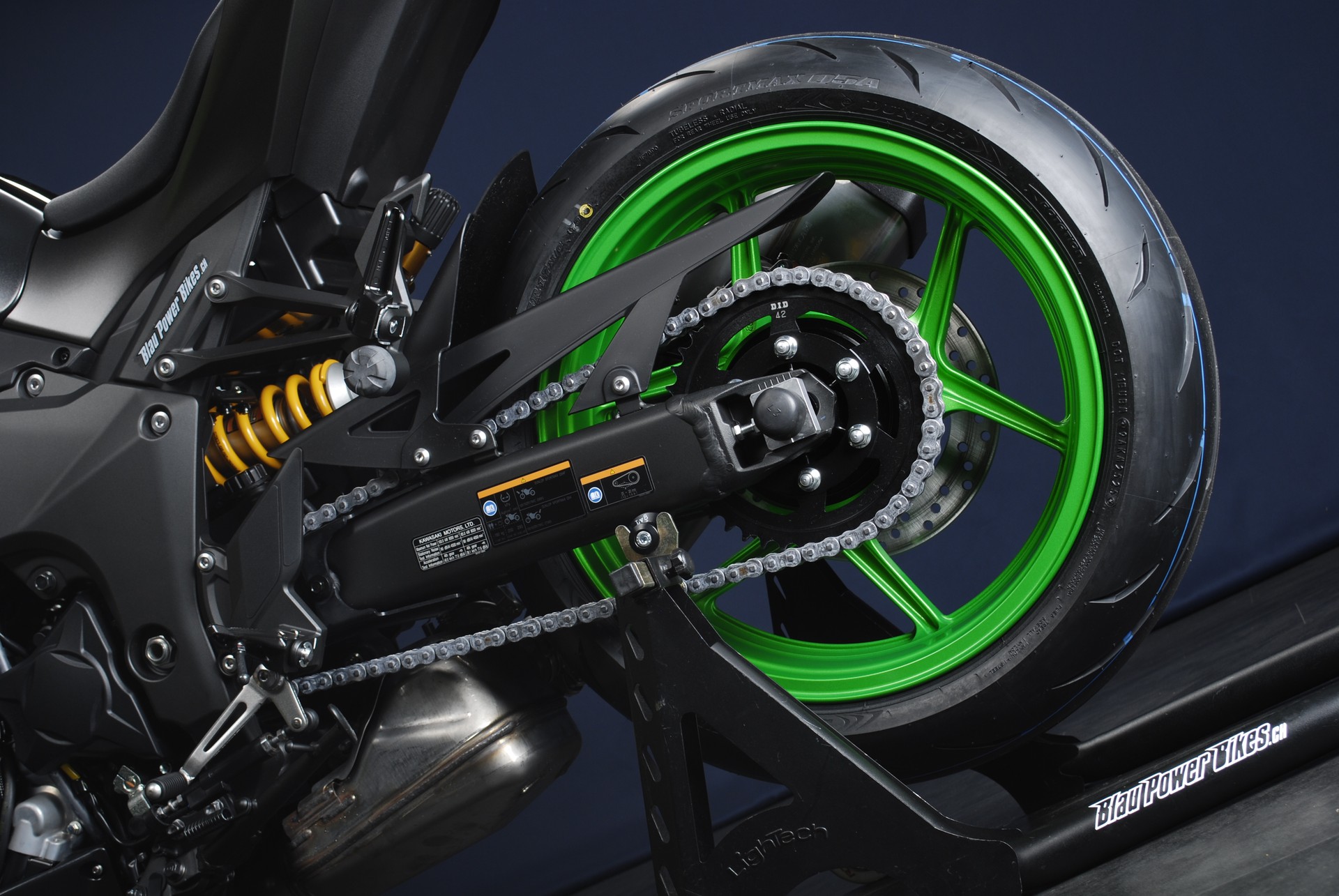 KAWASAKI Z 1100 SE MY26-image-11