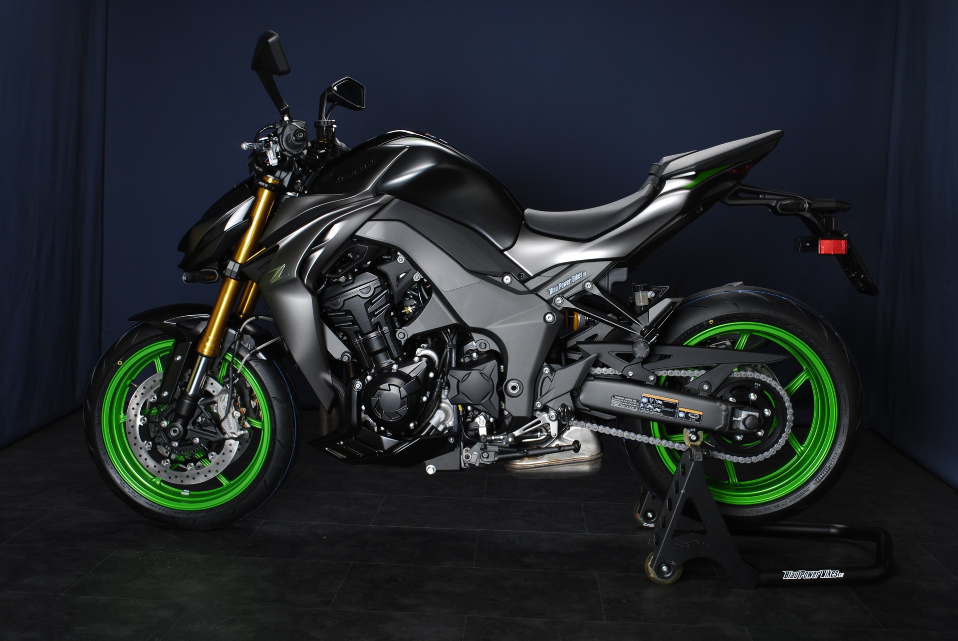 KAWASAKI Z 1100 SE MY26-image-8