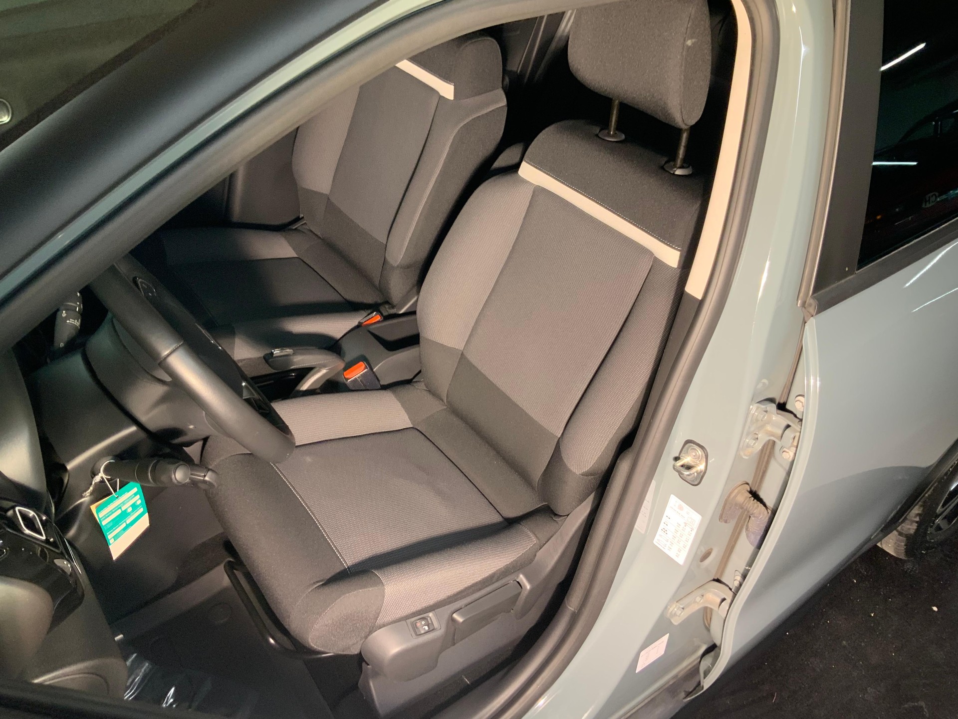 CITROEN C3 Aircross 1.2 PureTech 110 Swiss Edition-image-8