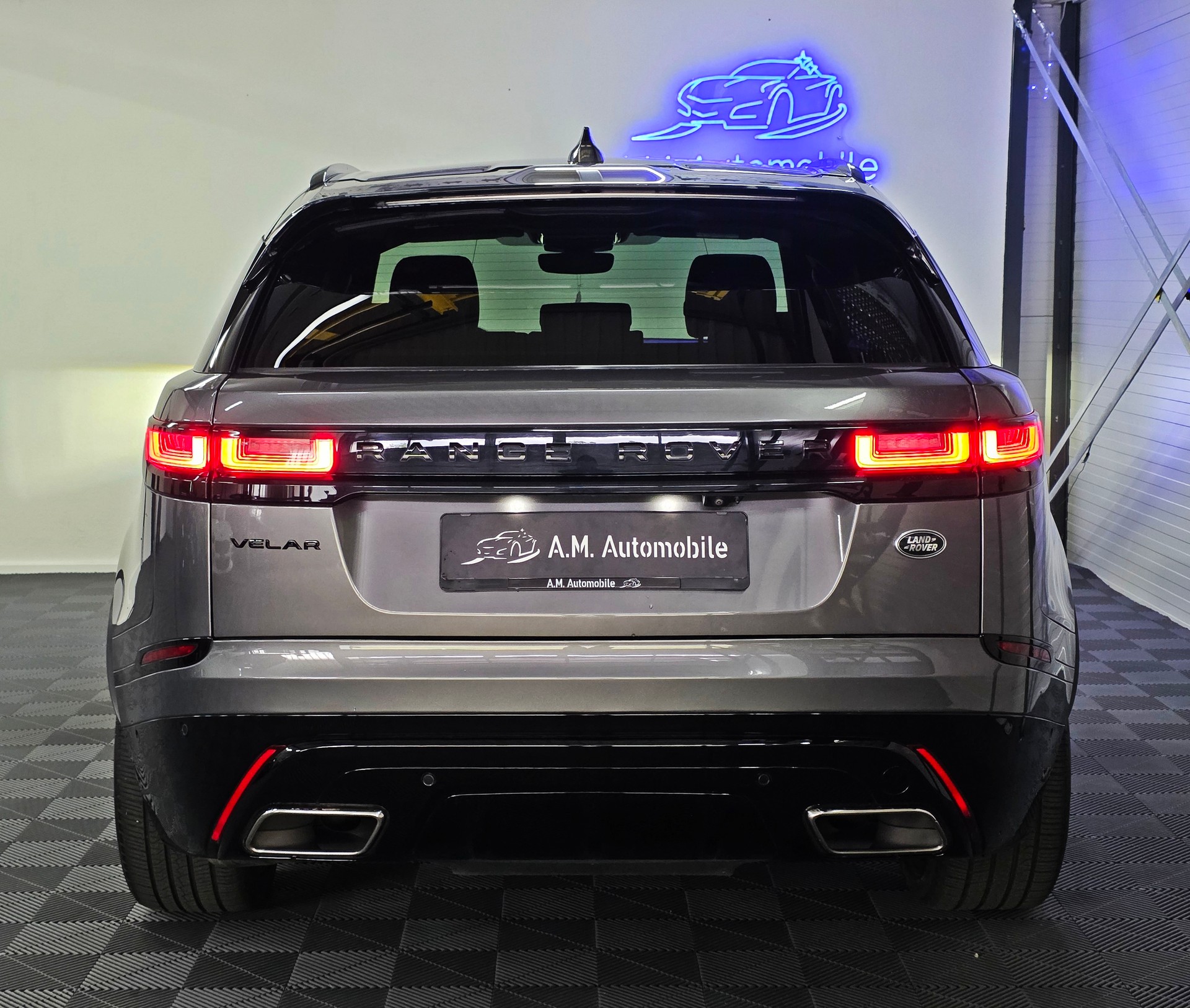 LAND ROVER R-Dynamic D 275 SE Automatic-image-7