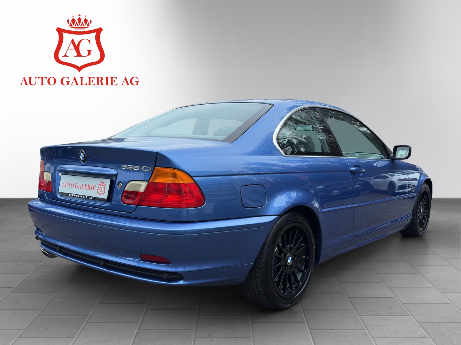 BMW 328Ci Coupé-image-4
