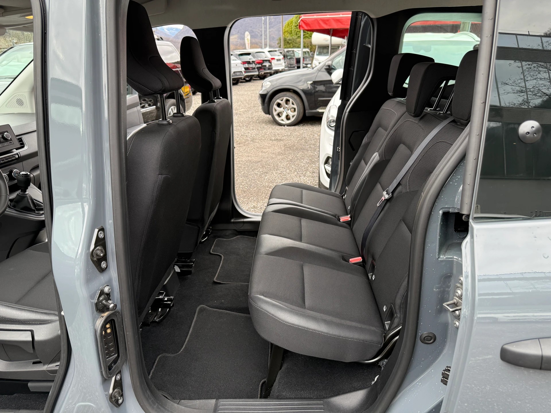 NISSAN Townstar Kombi 1.3 DIG-T L1 Acenta-image-6