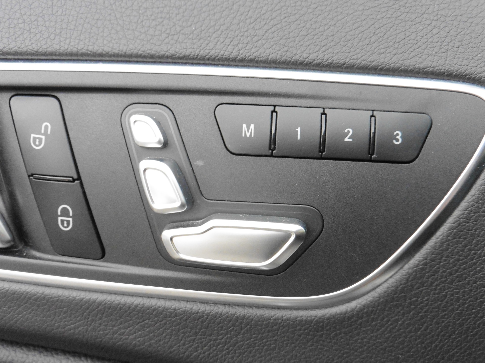 MERCEDES-BENZ A 45 AMG 4Matic Speedshift 7G-DCT-image-19