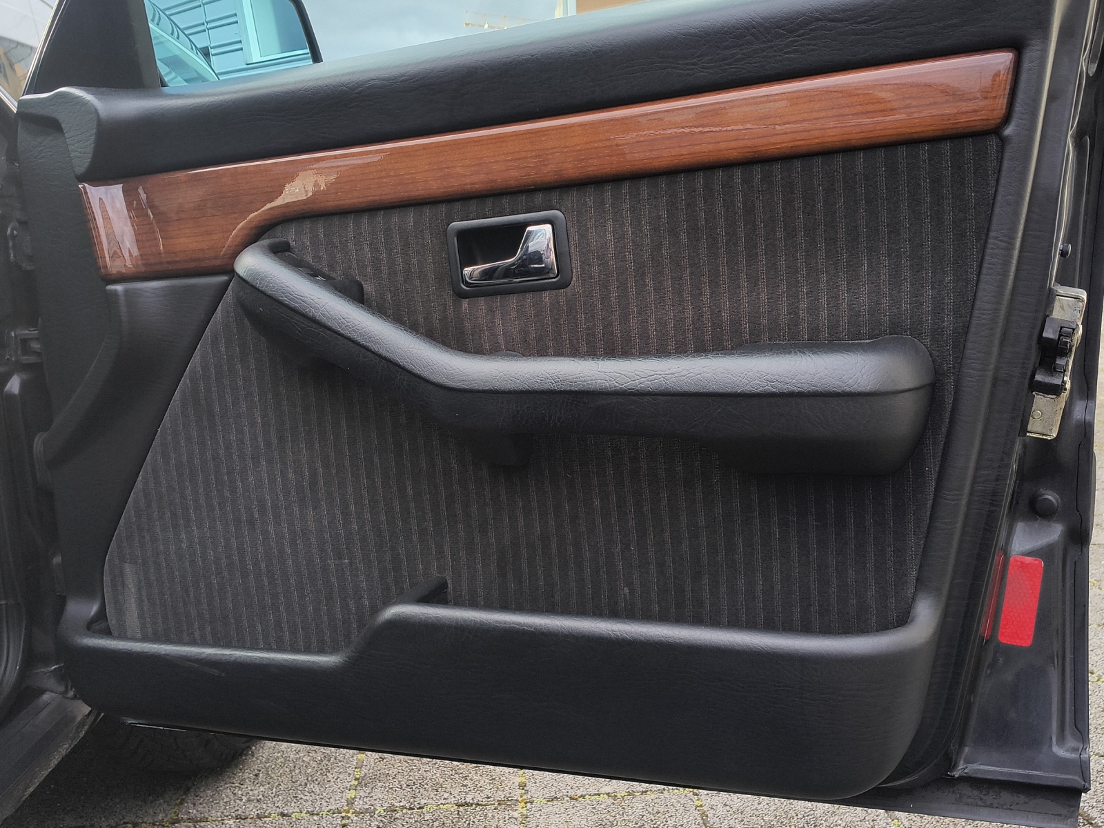 AUDI 100 2.2 Turbo quattro-image-16