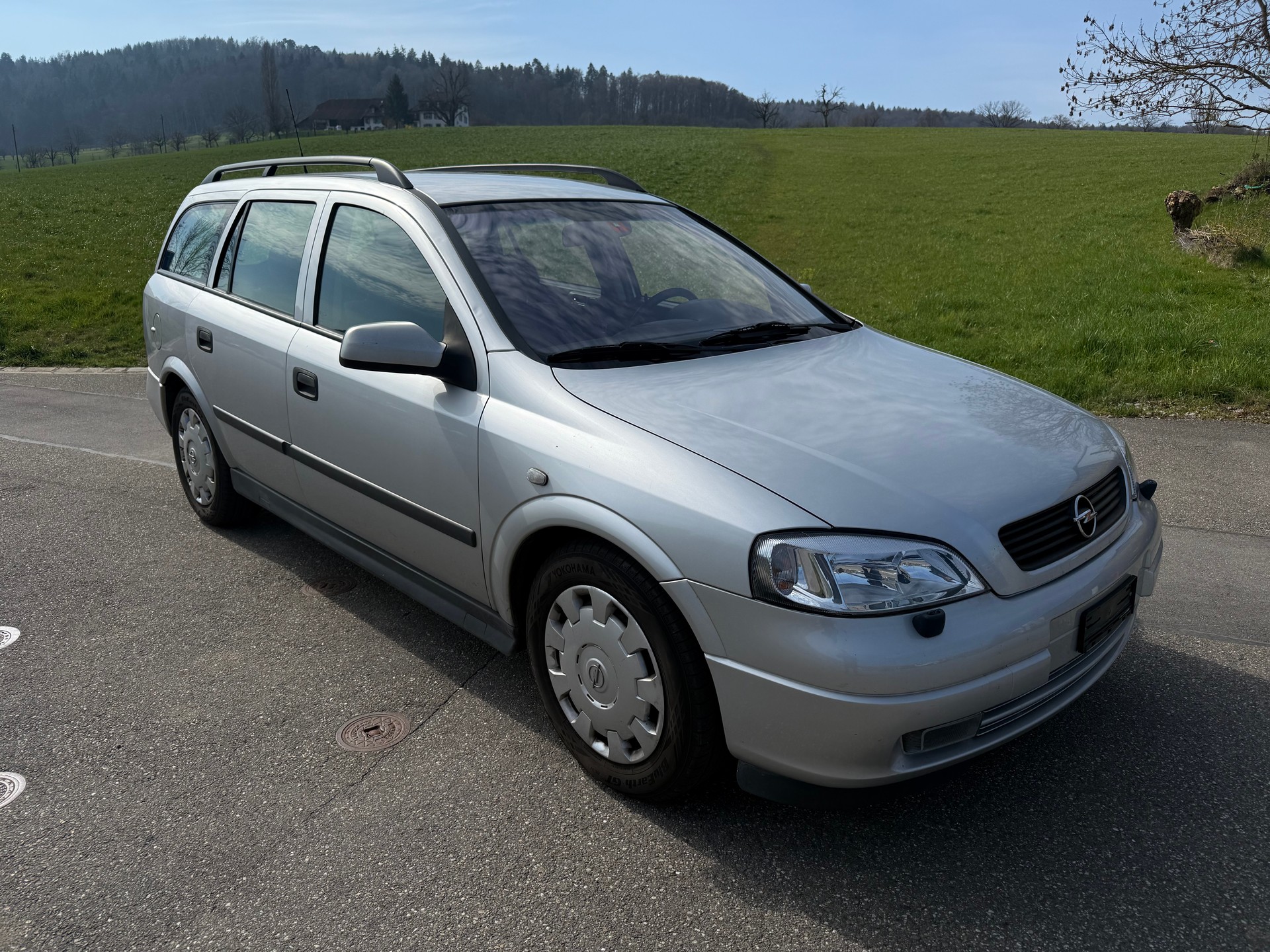 OPEL Astra Caravan 1.8i 16V Comfort-image-1