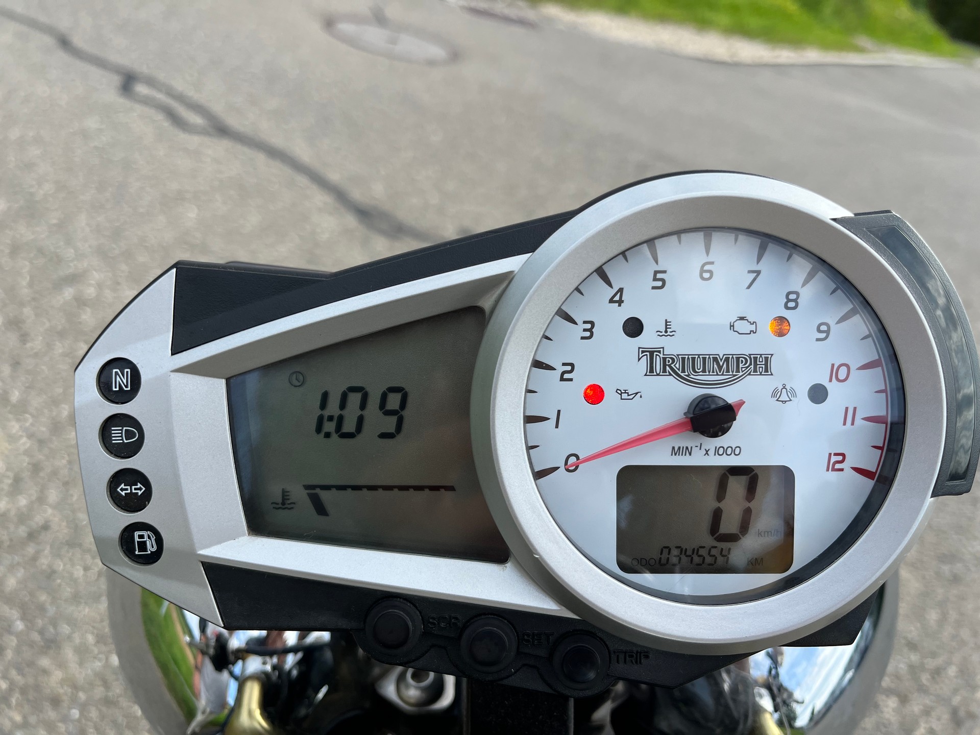 TRIUMPH Speed Triple 1050-image-5