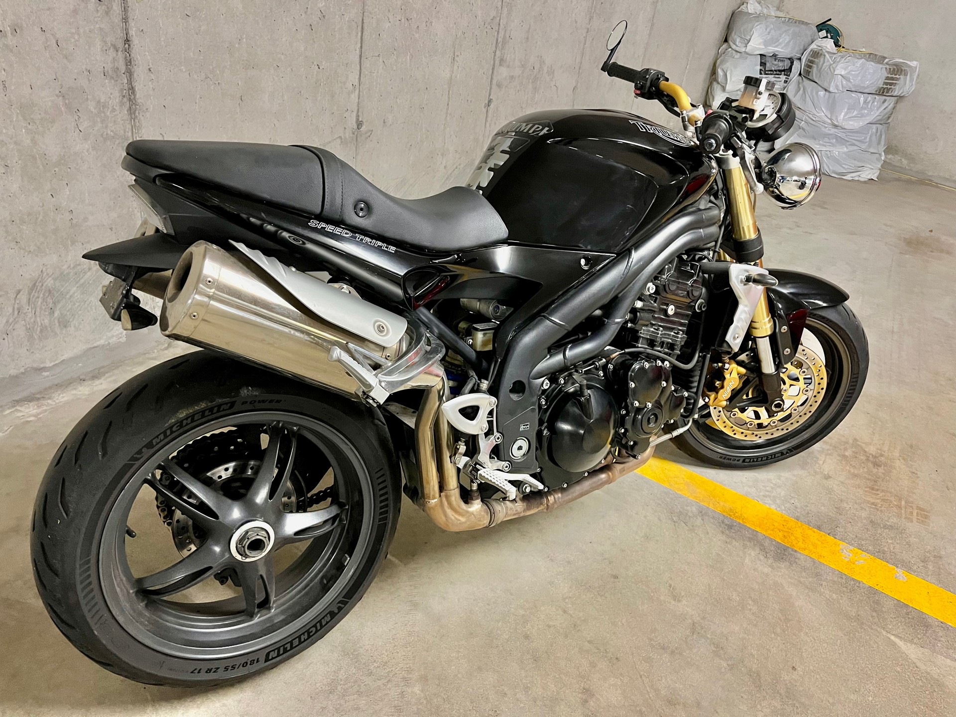 TRIUMPH Speed Triple 1050-image-1
