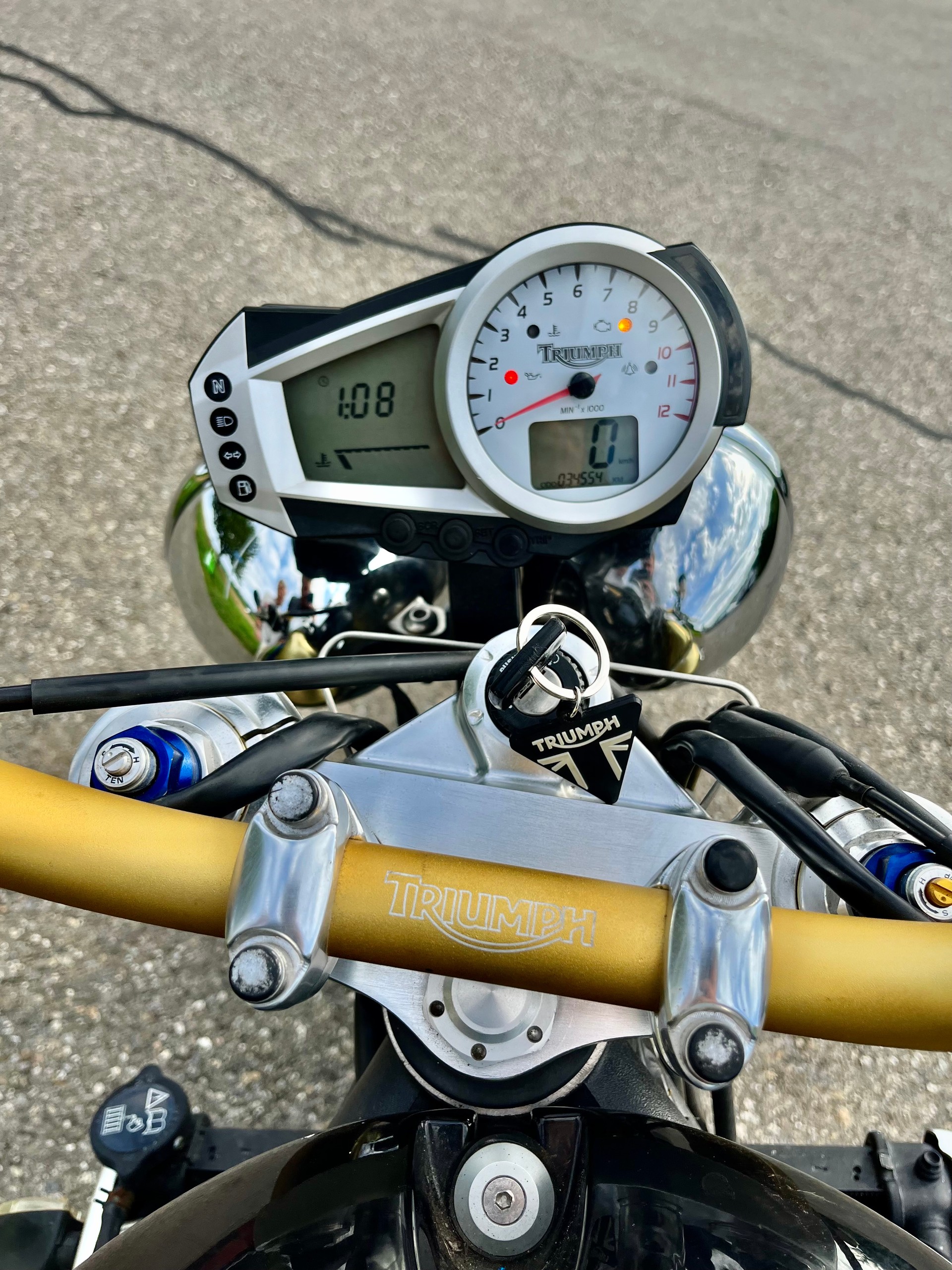 TRIUMPH Speed Triple 1050-image-4