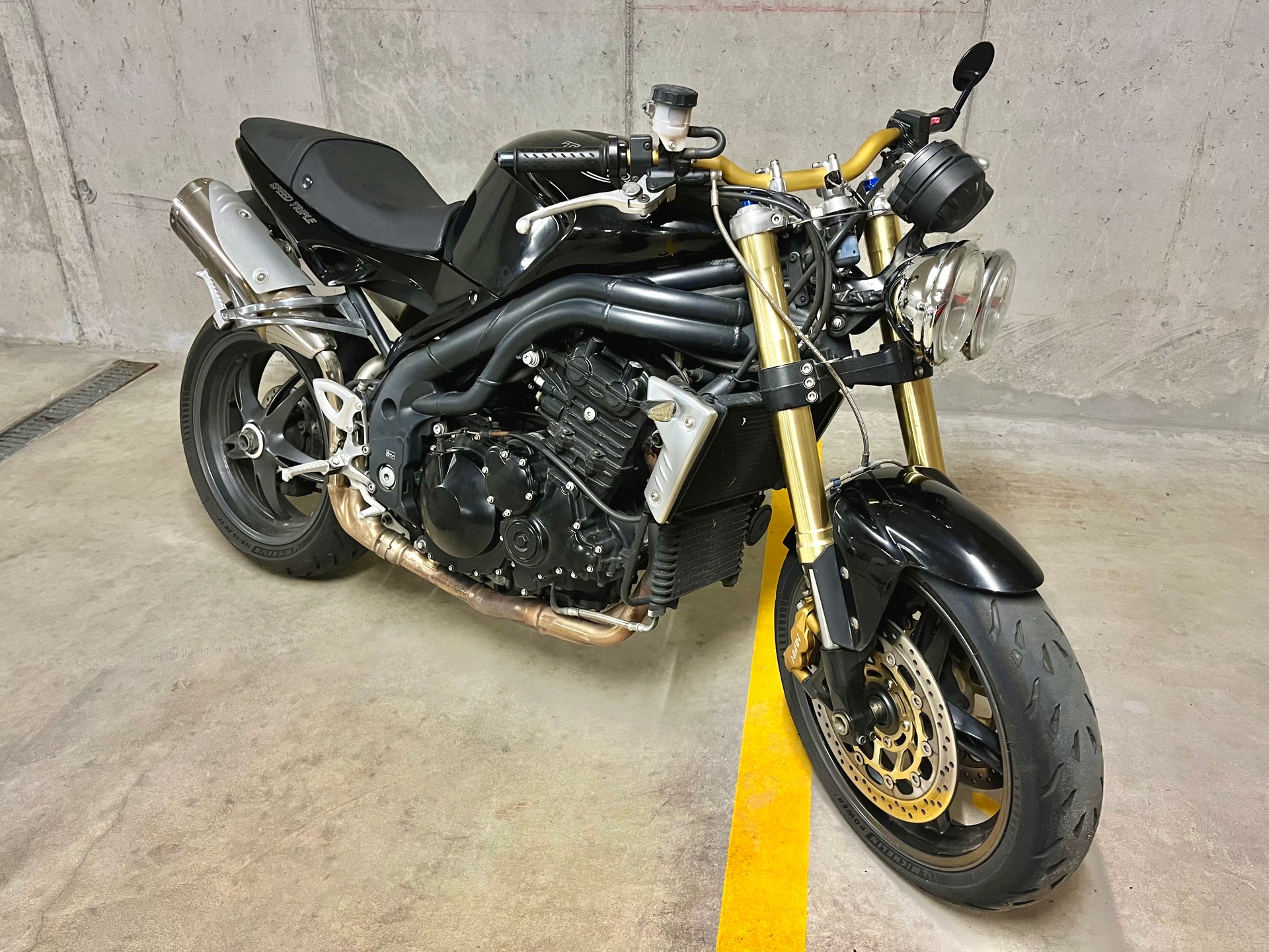 TRIUMPH Speed Triple 1050-image-0