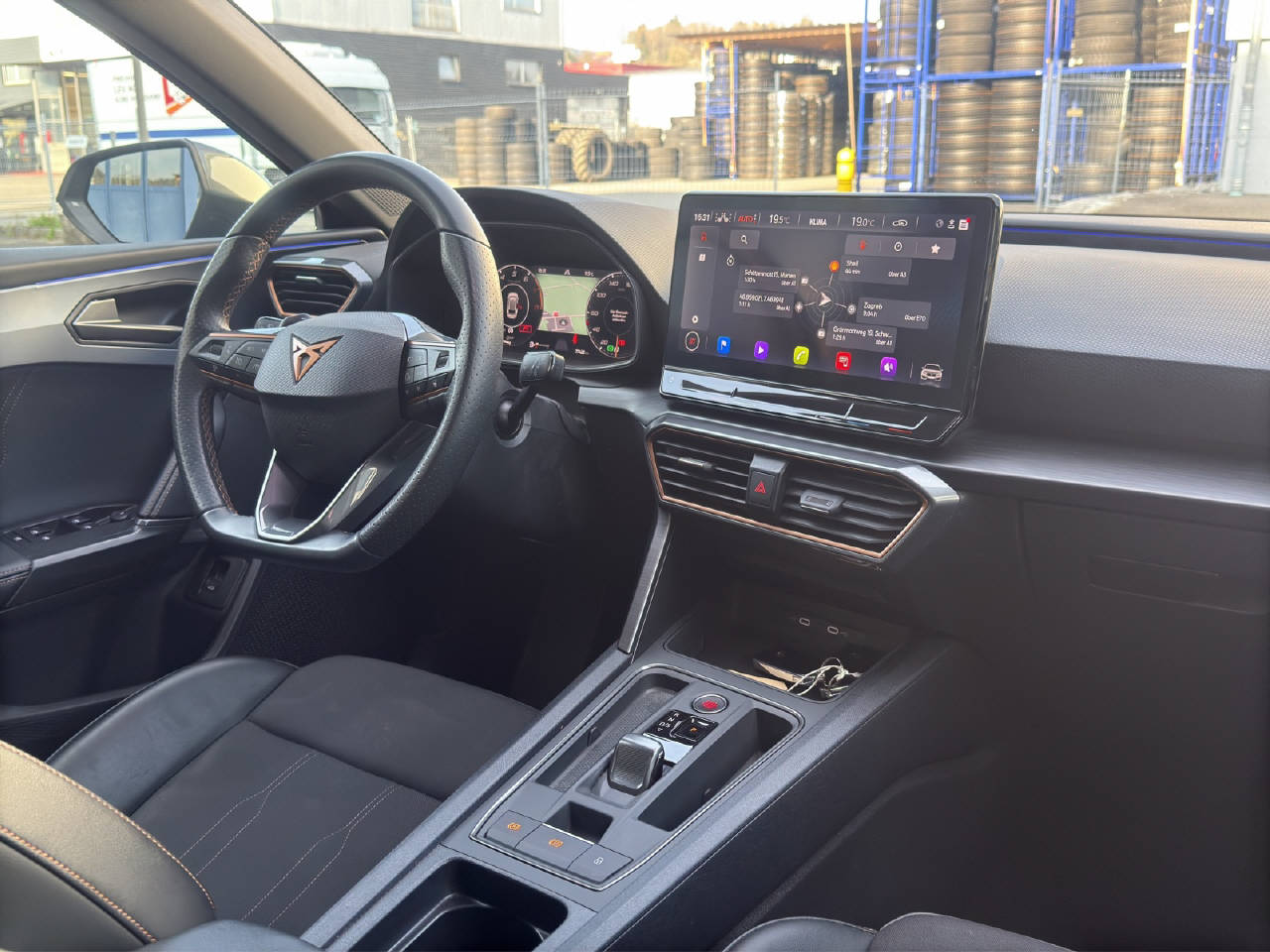 CUPRA Leon ST 2.0 TSI DSG-image-8