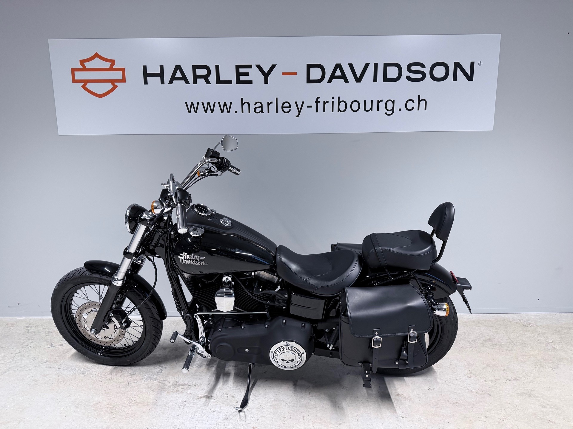 HARLEY-DAVIDSON FXDB Dyna Street Bob 103 ABS-image-1