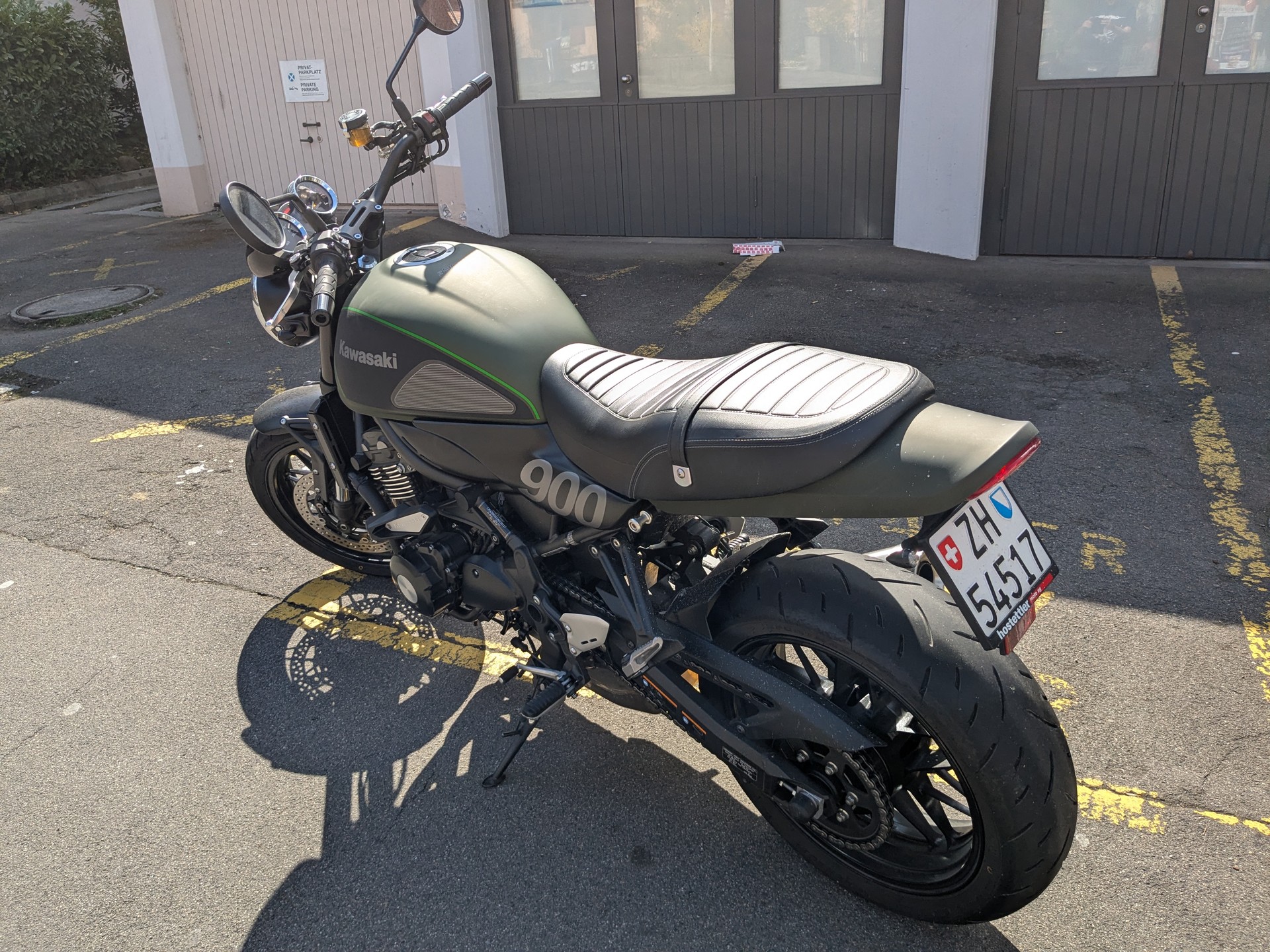 KAWASAKI Z 900 RS-image-1
