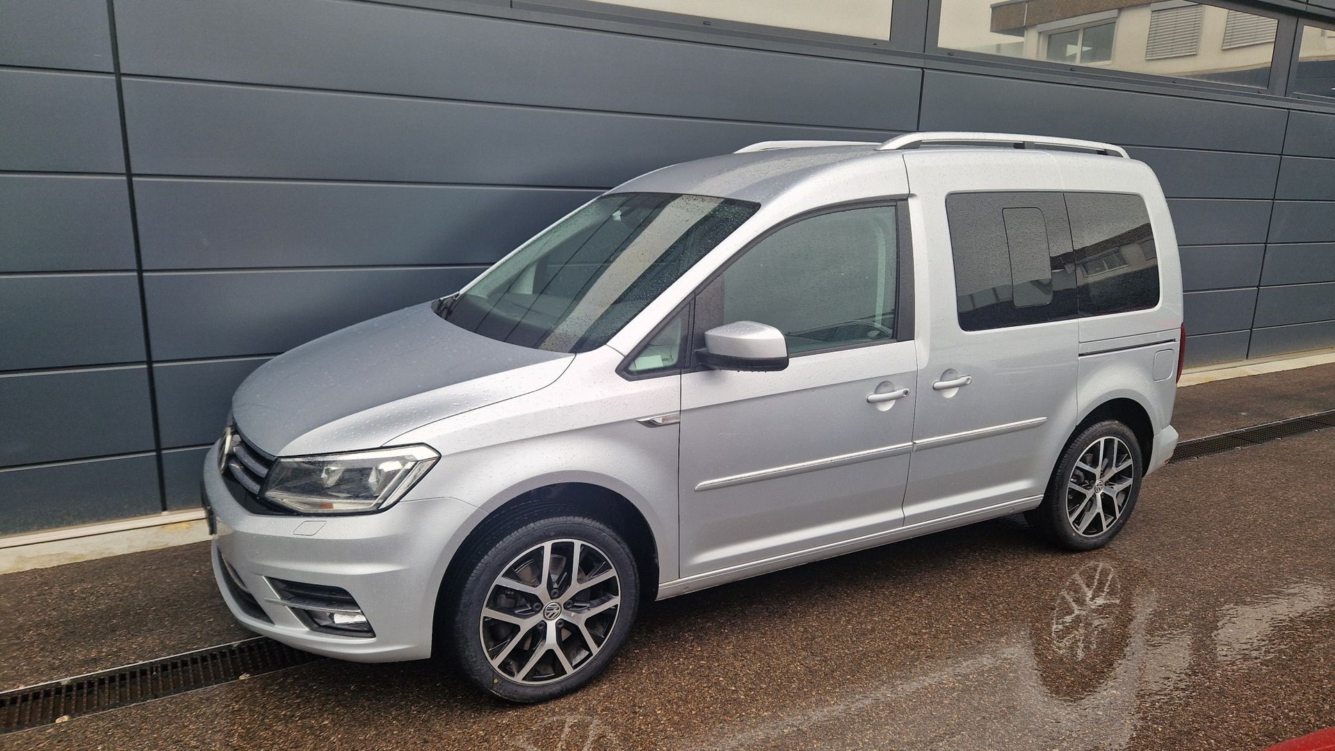 VW Caddy 1.4 TSI Highline DSG-showroom-element-2