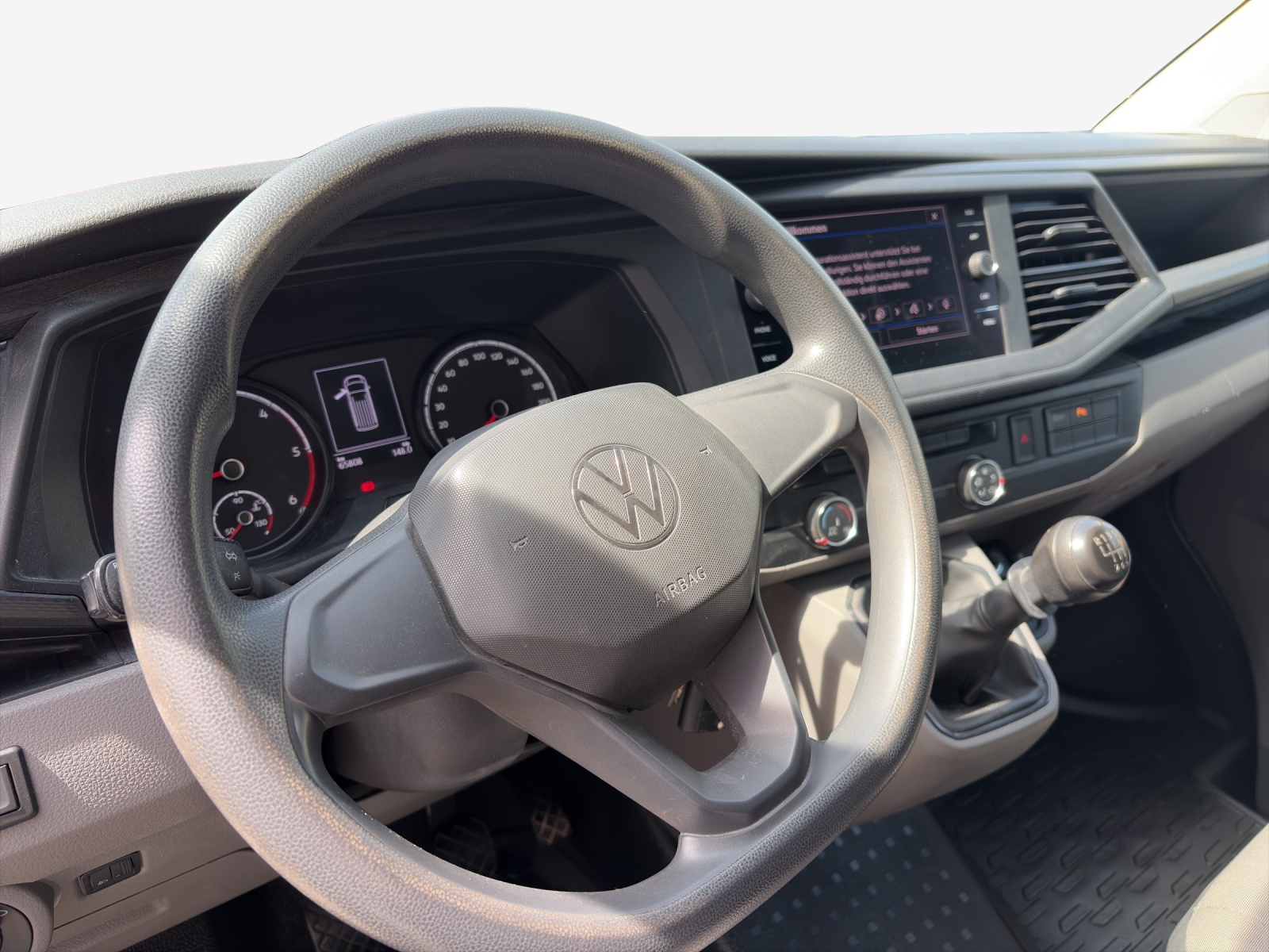 VW T6.1 2.0 TDI 4Motion-image-9