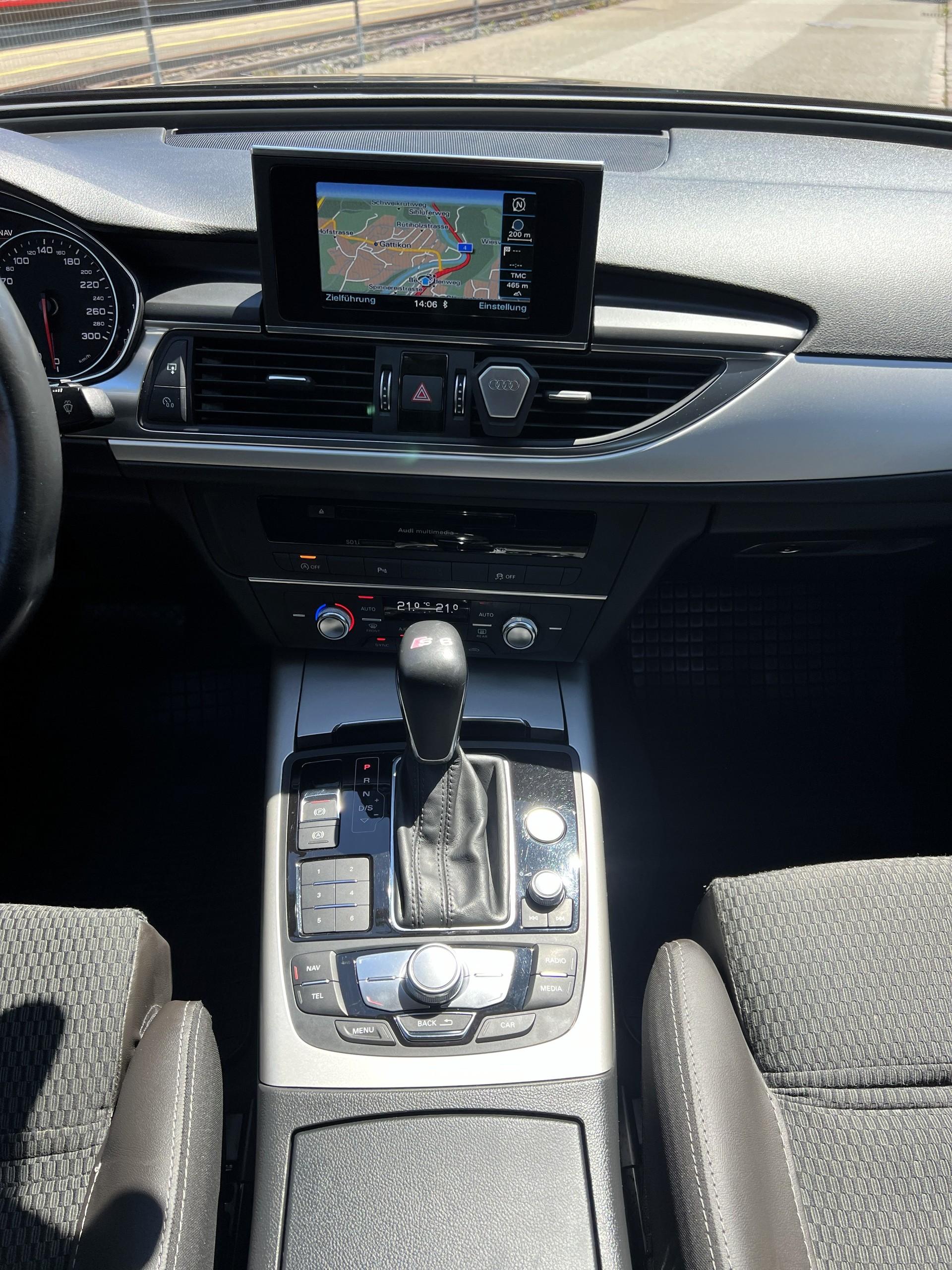 AUDI A6 Limousine 2.0 TDI S-tronic-image-22