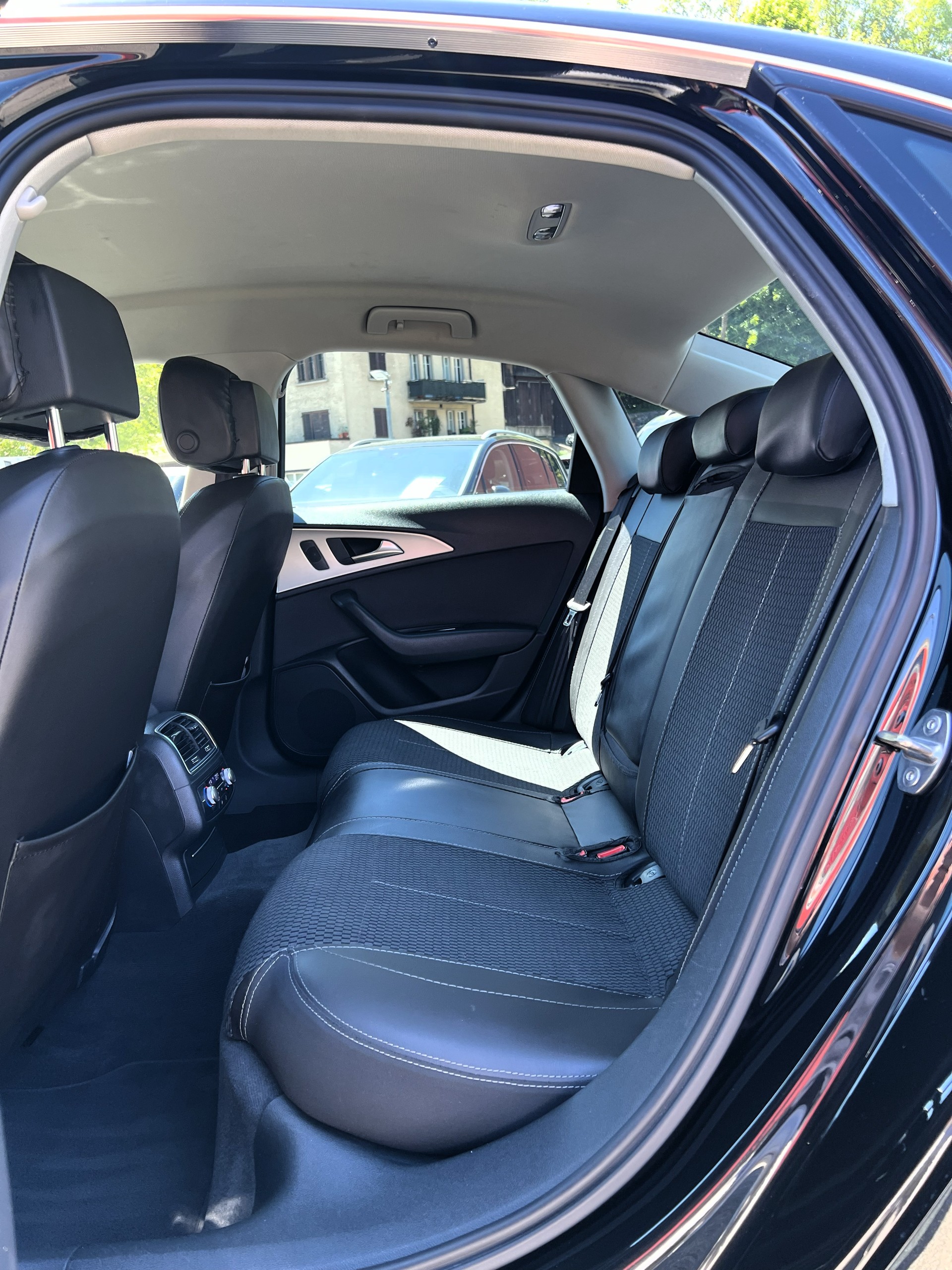 AUDI A6 Limousine 2.0 TDI S-tronic-image-13