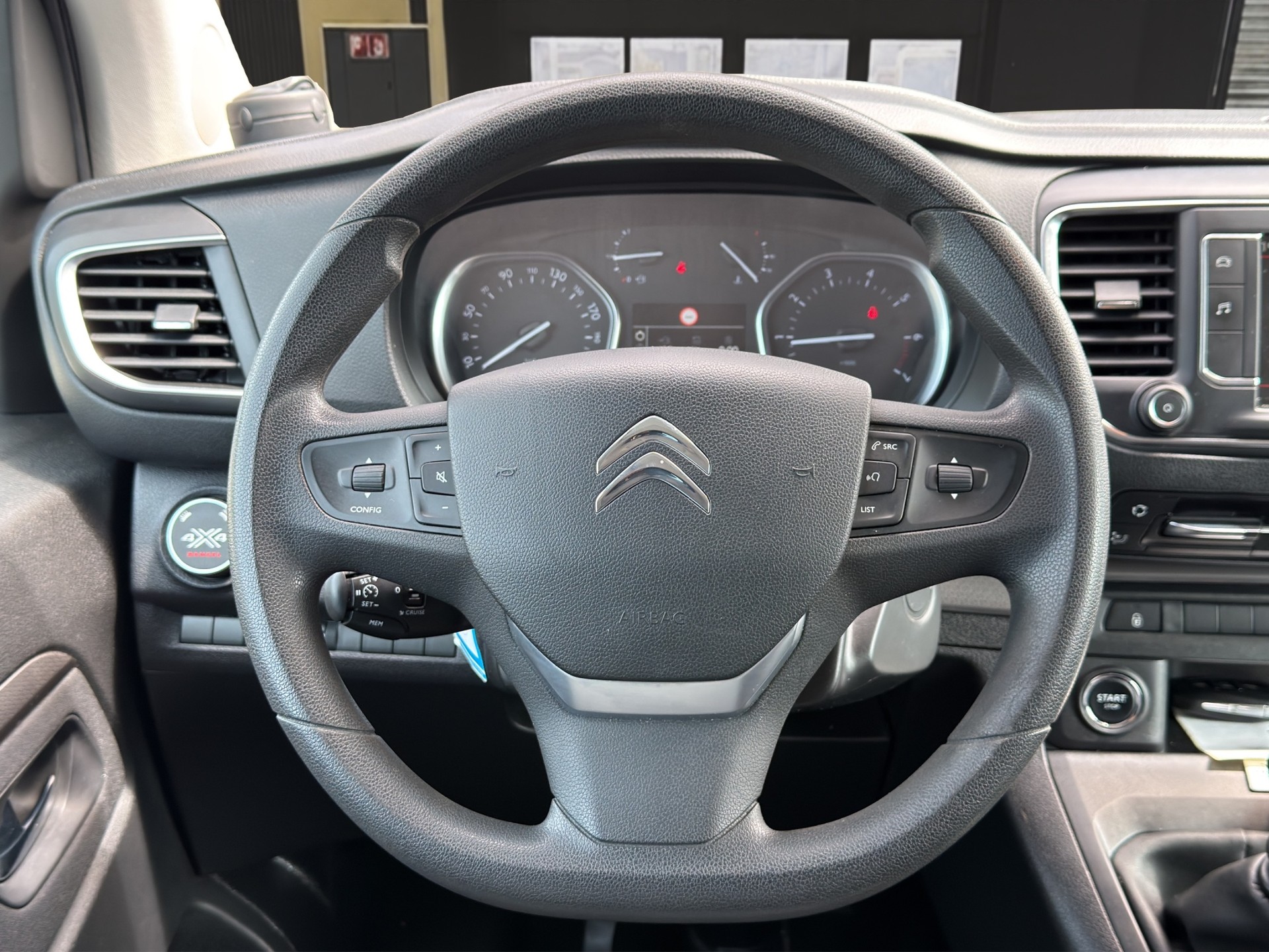CITROEN Spacetourer M 4x4 2.0 BlueHDi 150 Feel S/S-image-11