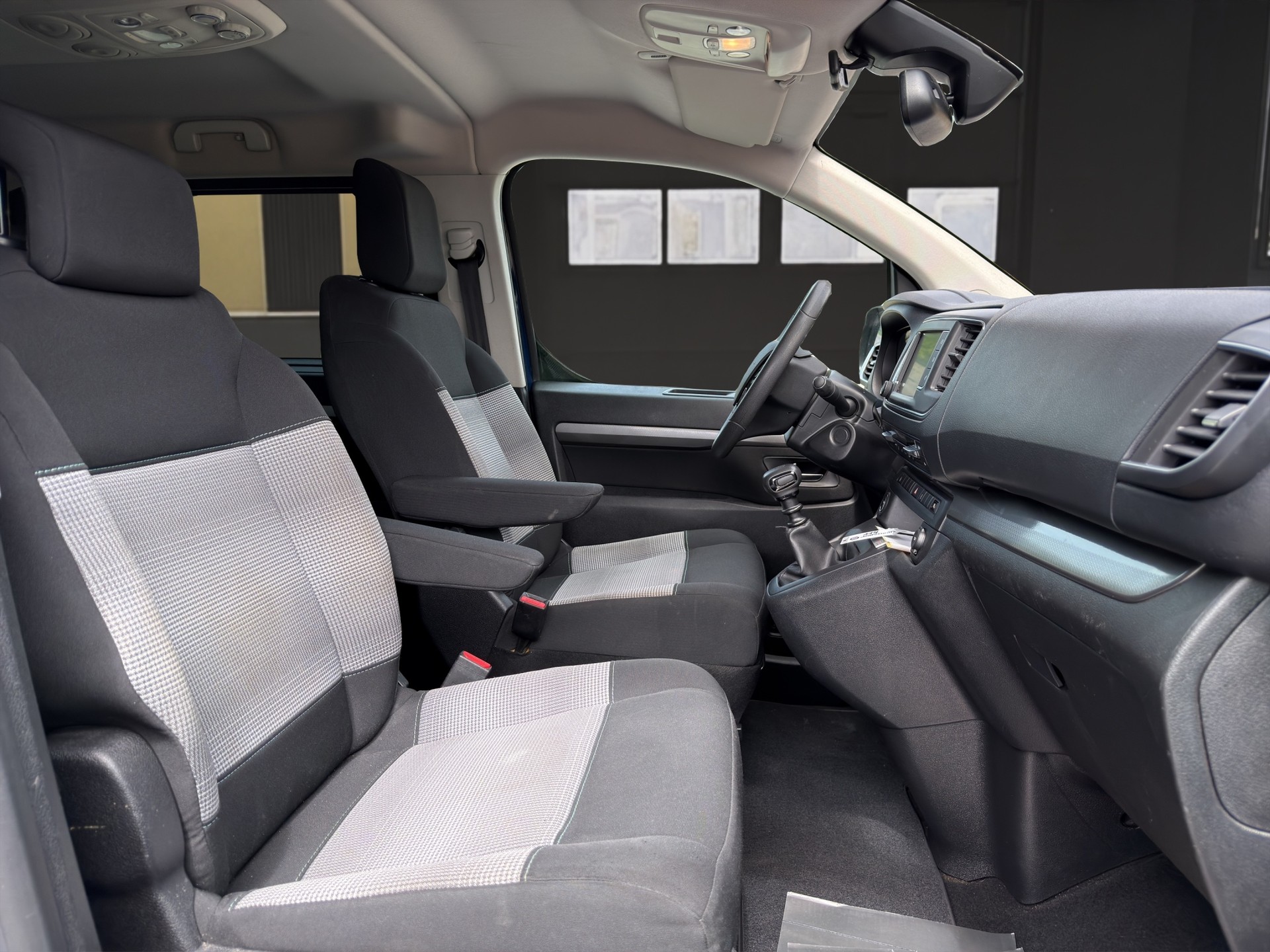 CITROEN Spacetourer M 4x4 2.0 BlueHDi 150 Feel S/S-image-9