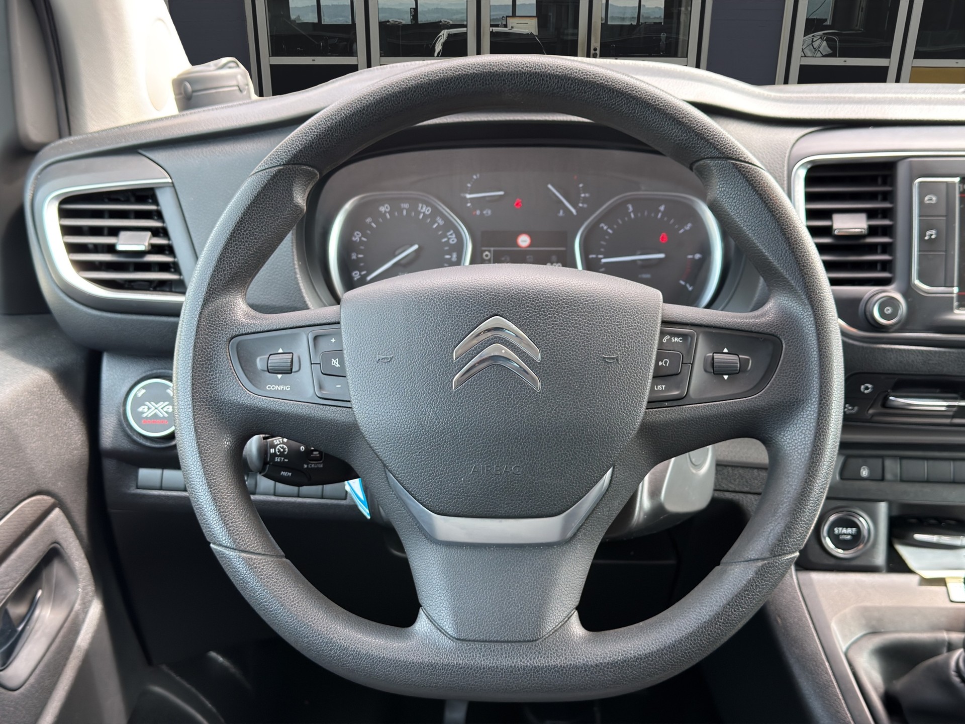 CITROEN Spacetourer M 4x4 2.0 BlueHDi 150 Feel S/S-image-11