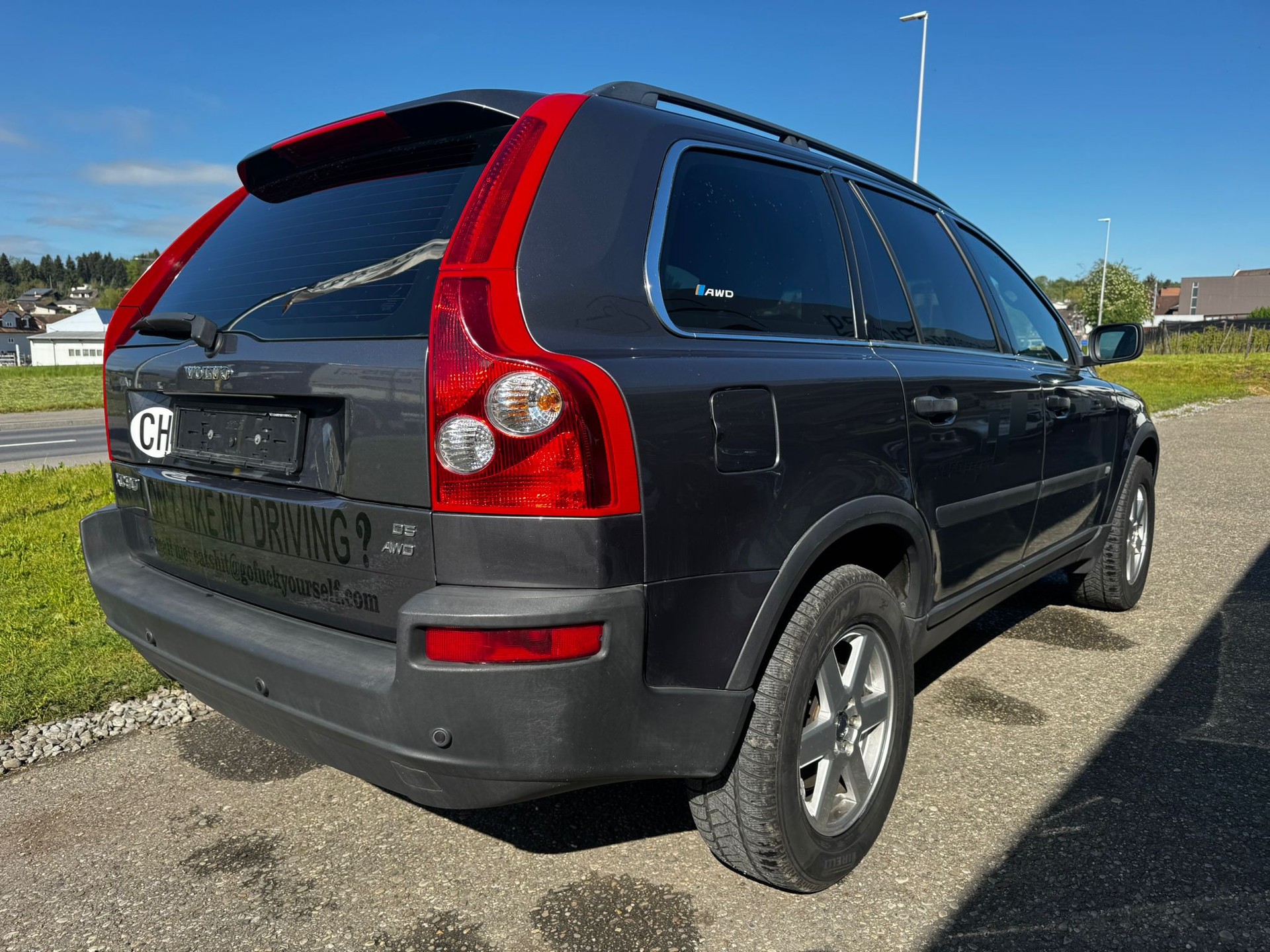 VOLVO XC90 D5 AWD Momentum-image-4