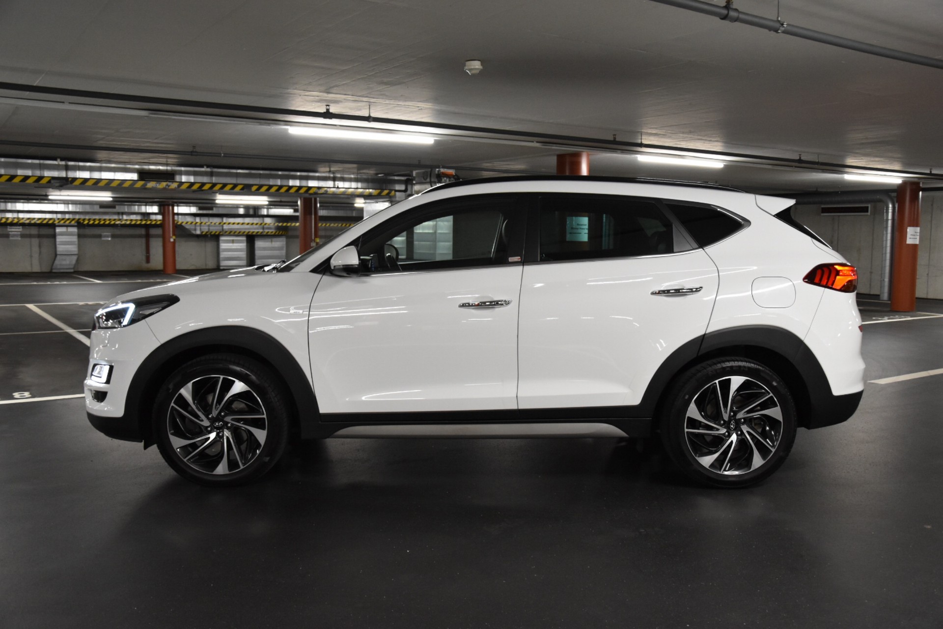 HYUNDAI Tucson 2.0 CRDI Vertex Mild Hybrid 4WD Automatic-showroom-element-3