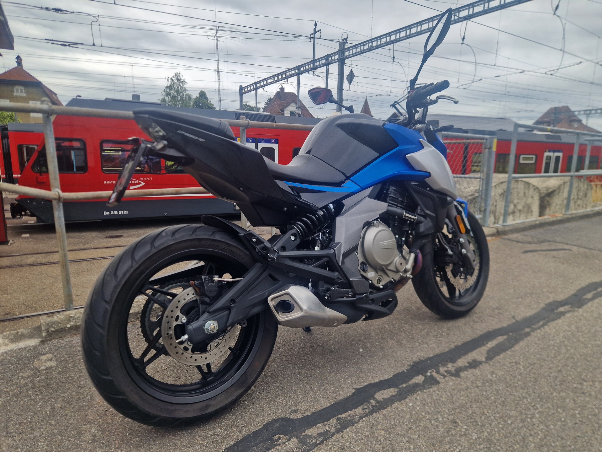 CF MOTO 650 NK (35kW)-image-2