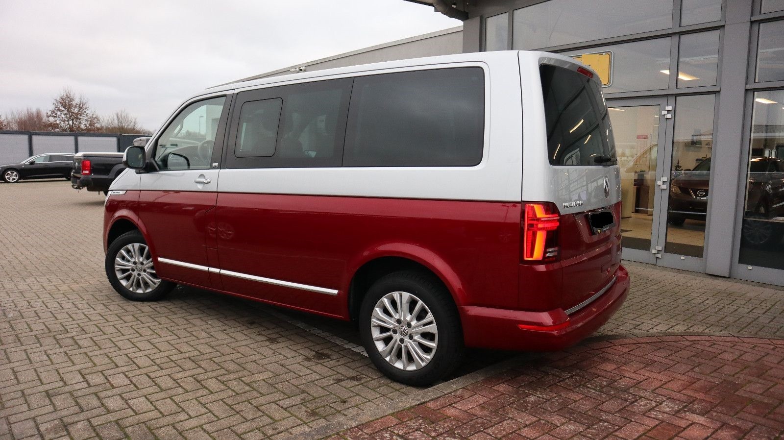 VW T6.1 Multivan 2.0 TDI Generation Six DSG-image-4